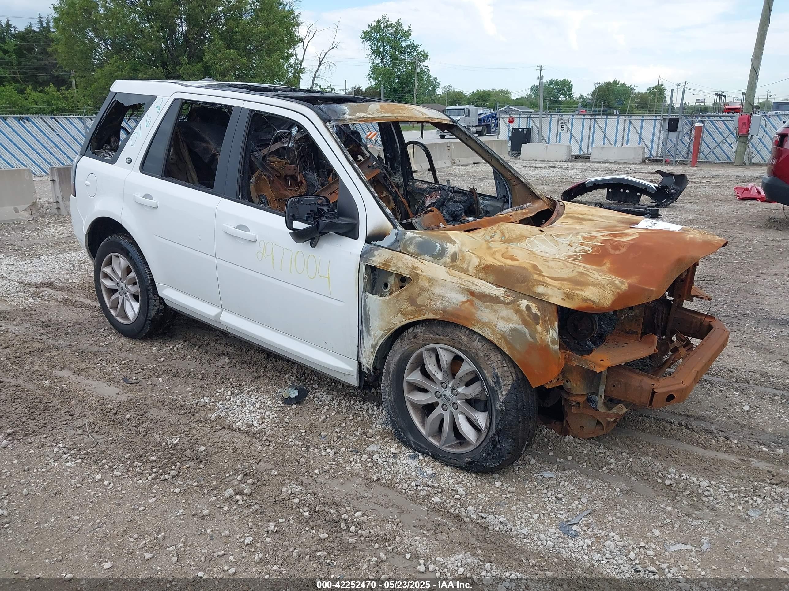 2013 Land Rover LR2 HSE Lux, VIN SALFT2BG9DH363615 — Burn