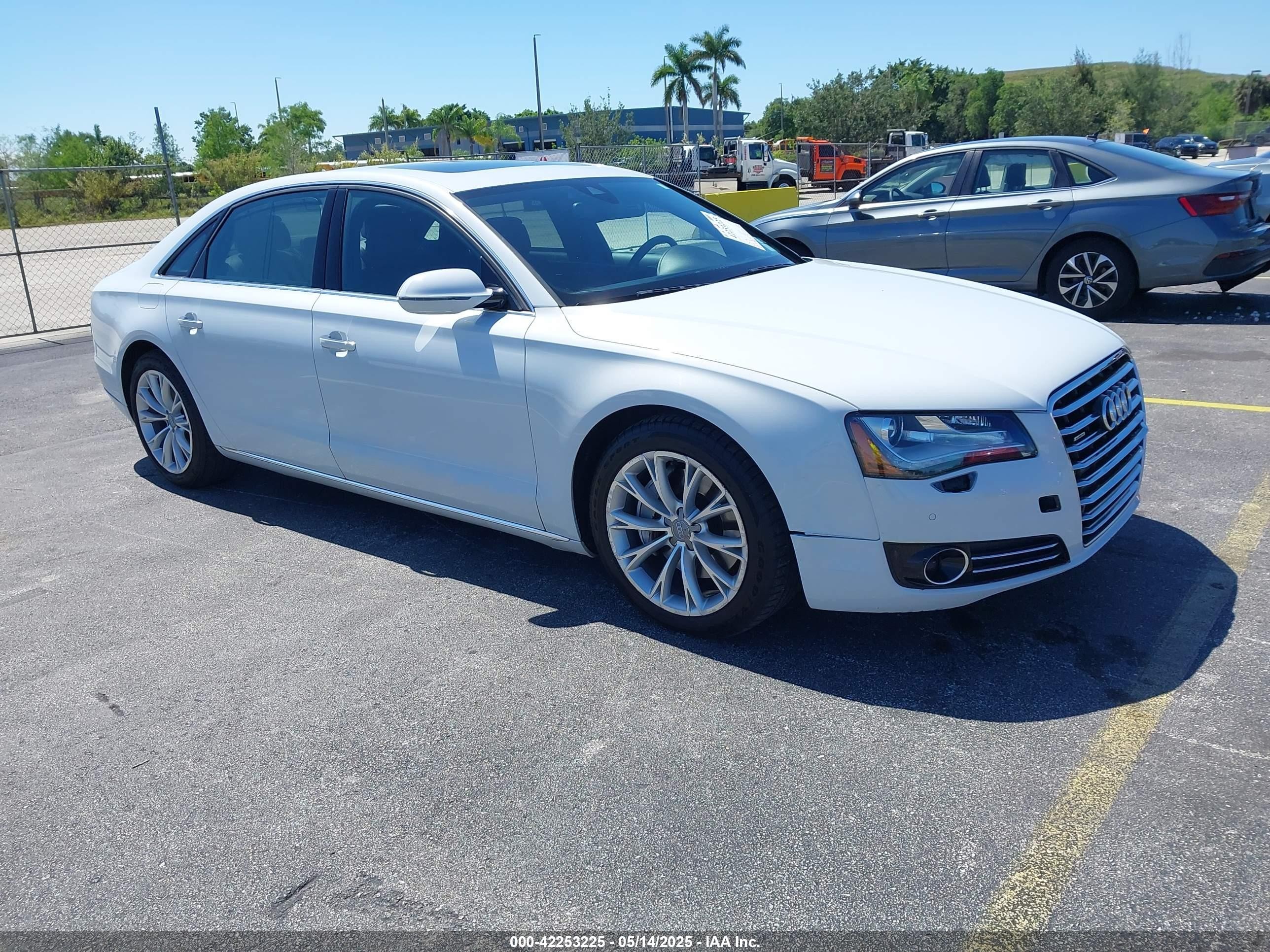 2013 Audi A8 3.0L, VIN WAURGAFDXDN012925 — Auction photo