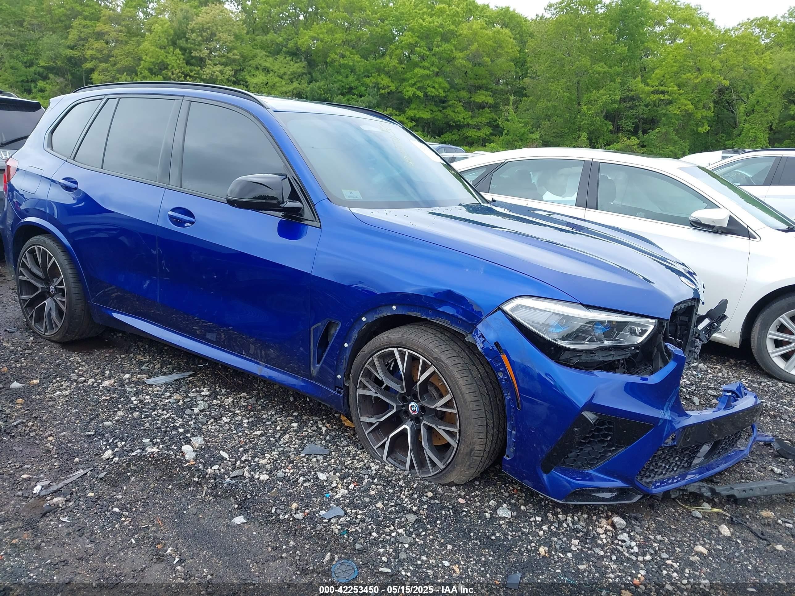 2020 BMW X5 M Competition, VIN 5YMJU0C04L9C83209 — Front end