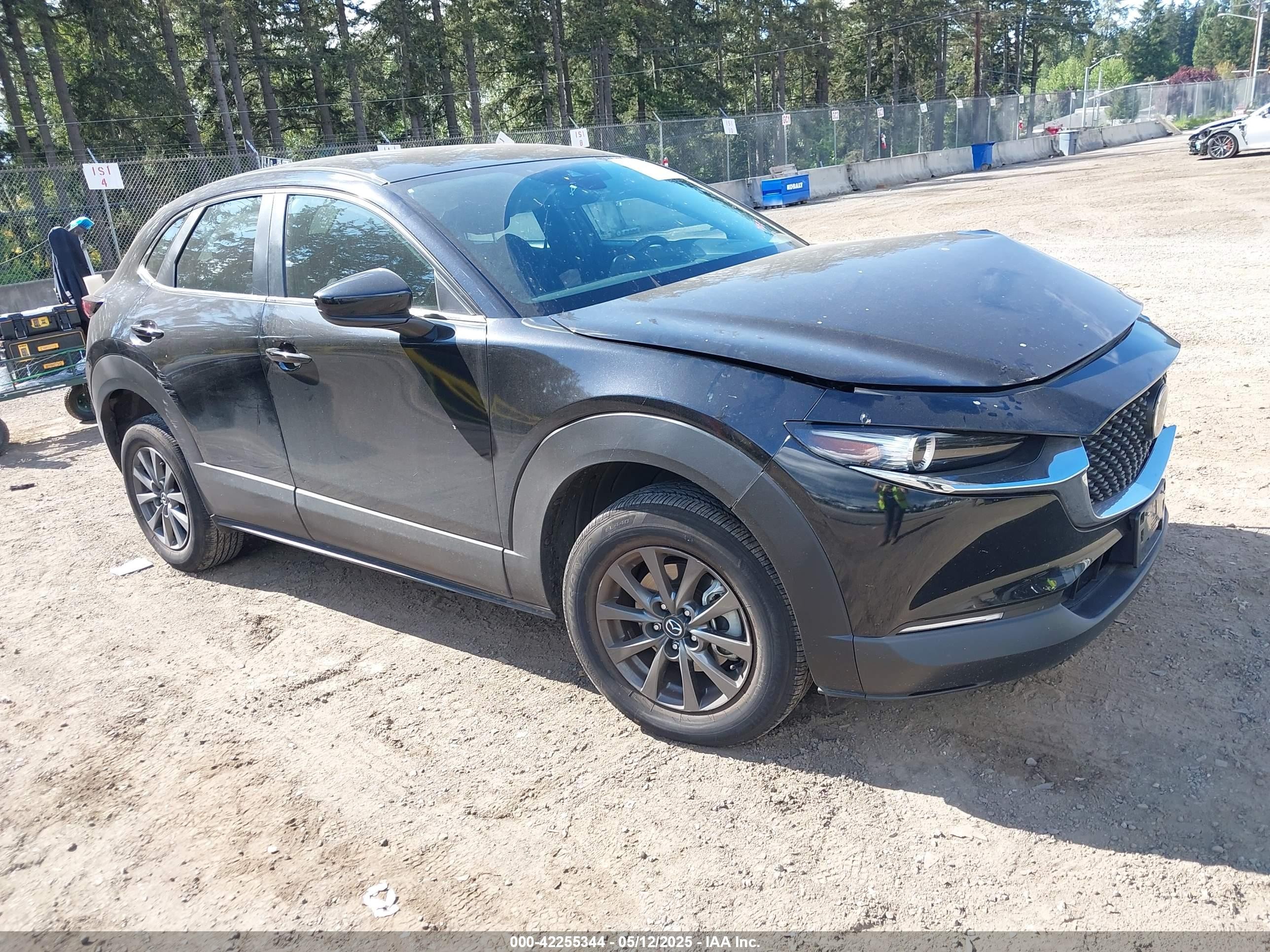 2023 Mazda CX-30 S, VIN 3MVDMBAM0PM519901 — Front end