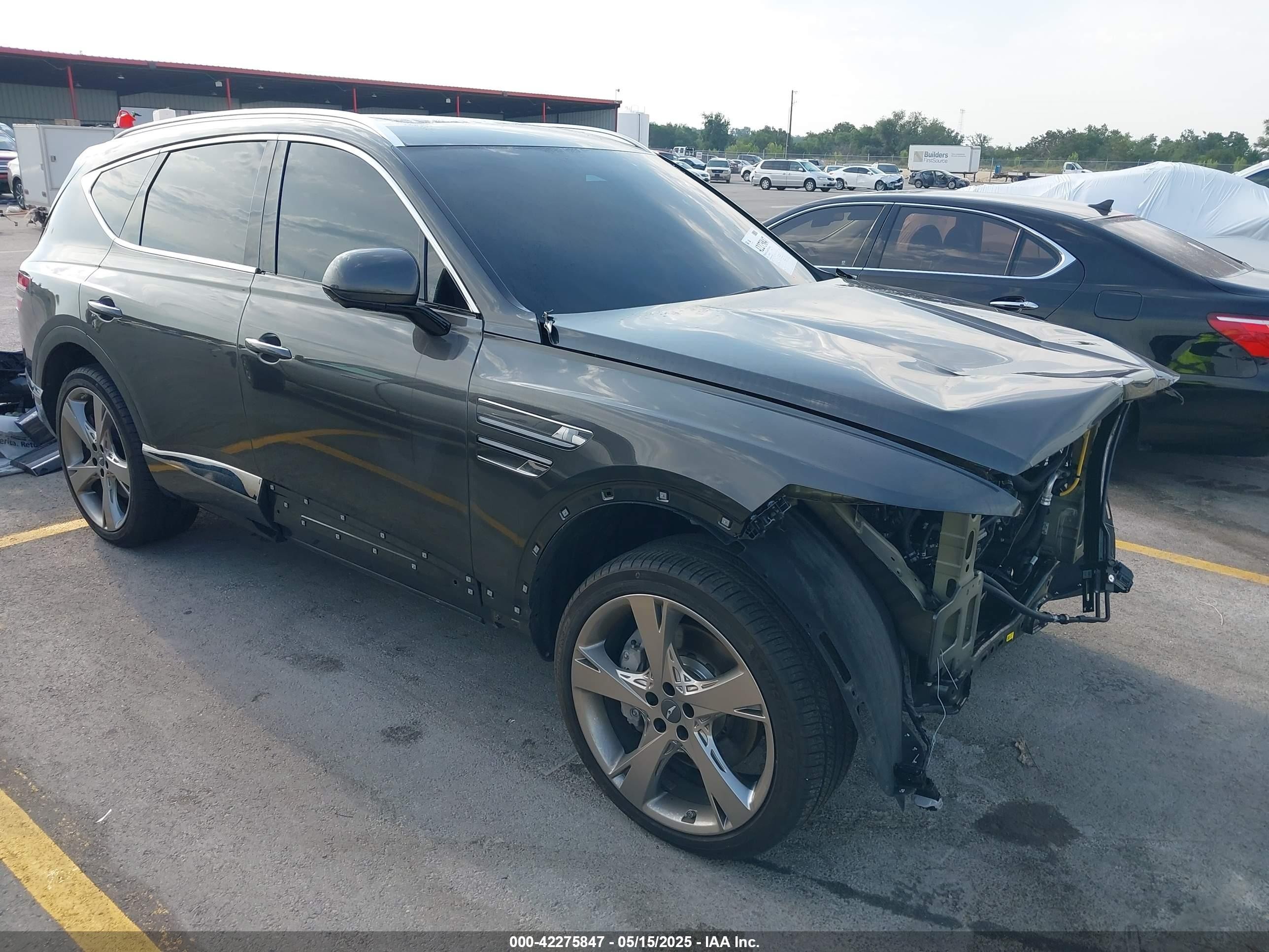 2024 Genesis GV80, VIN KMUHCESC1RU174015 — Front end