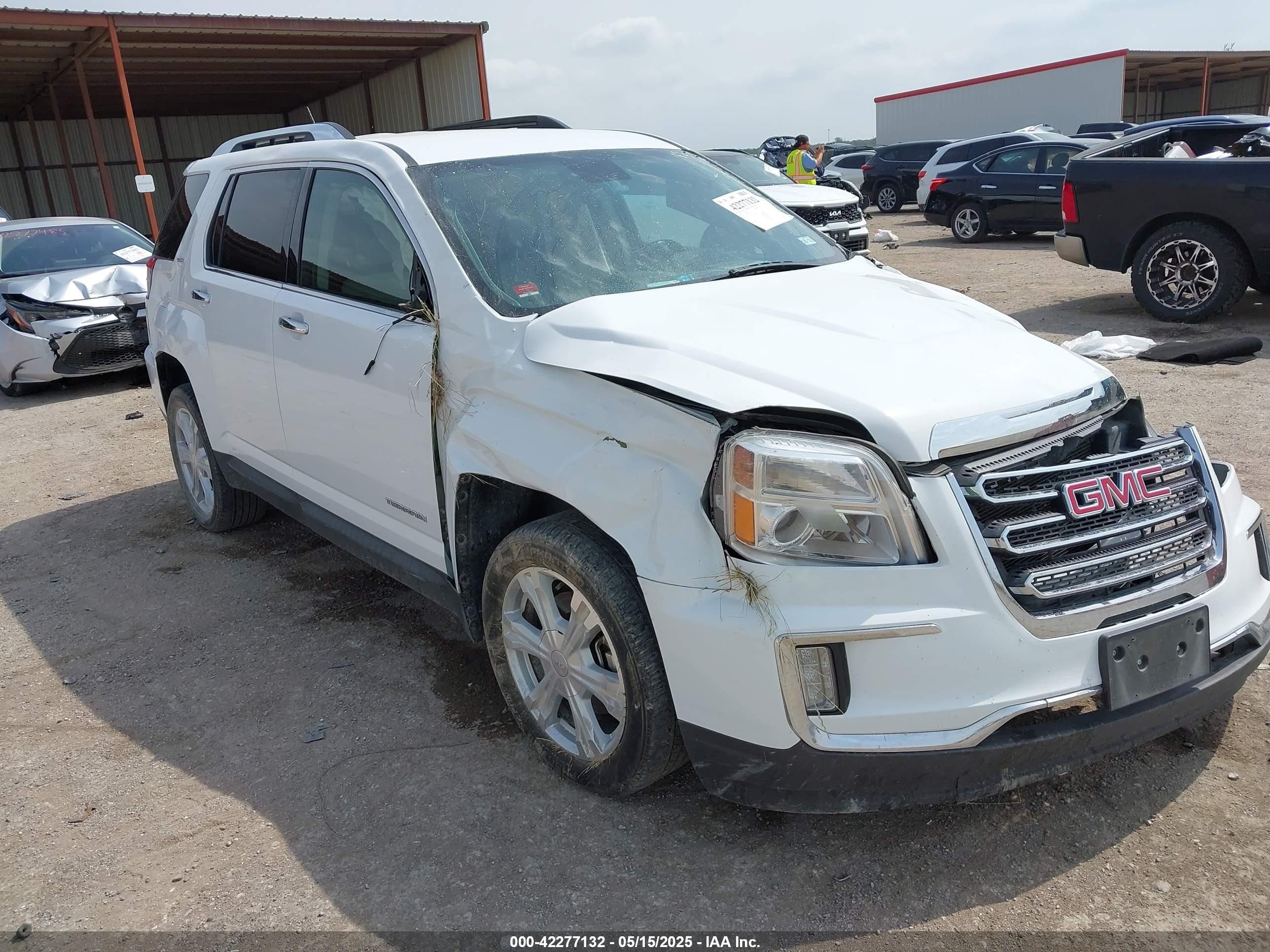 2016 GMC Terrain SLT, VIN 2GKFLPE37G6159617 — Rollover