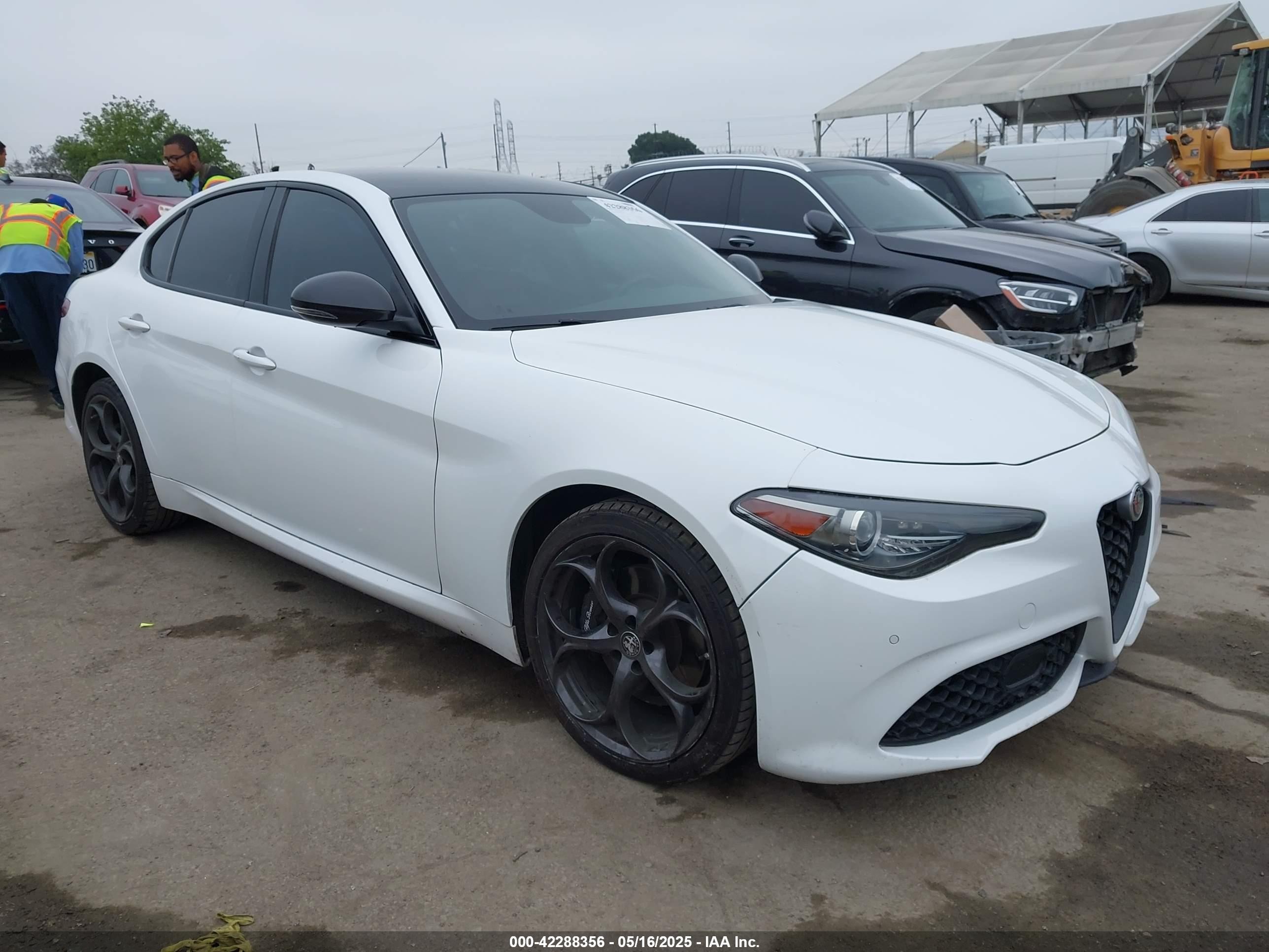 2018 Alfa Romeo Giulia Ti Sport, VIN ZARFAEEN8J7596983 — Mechanical