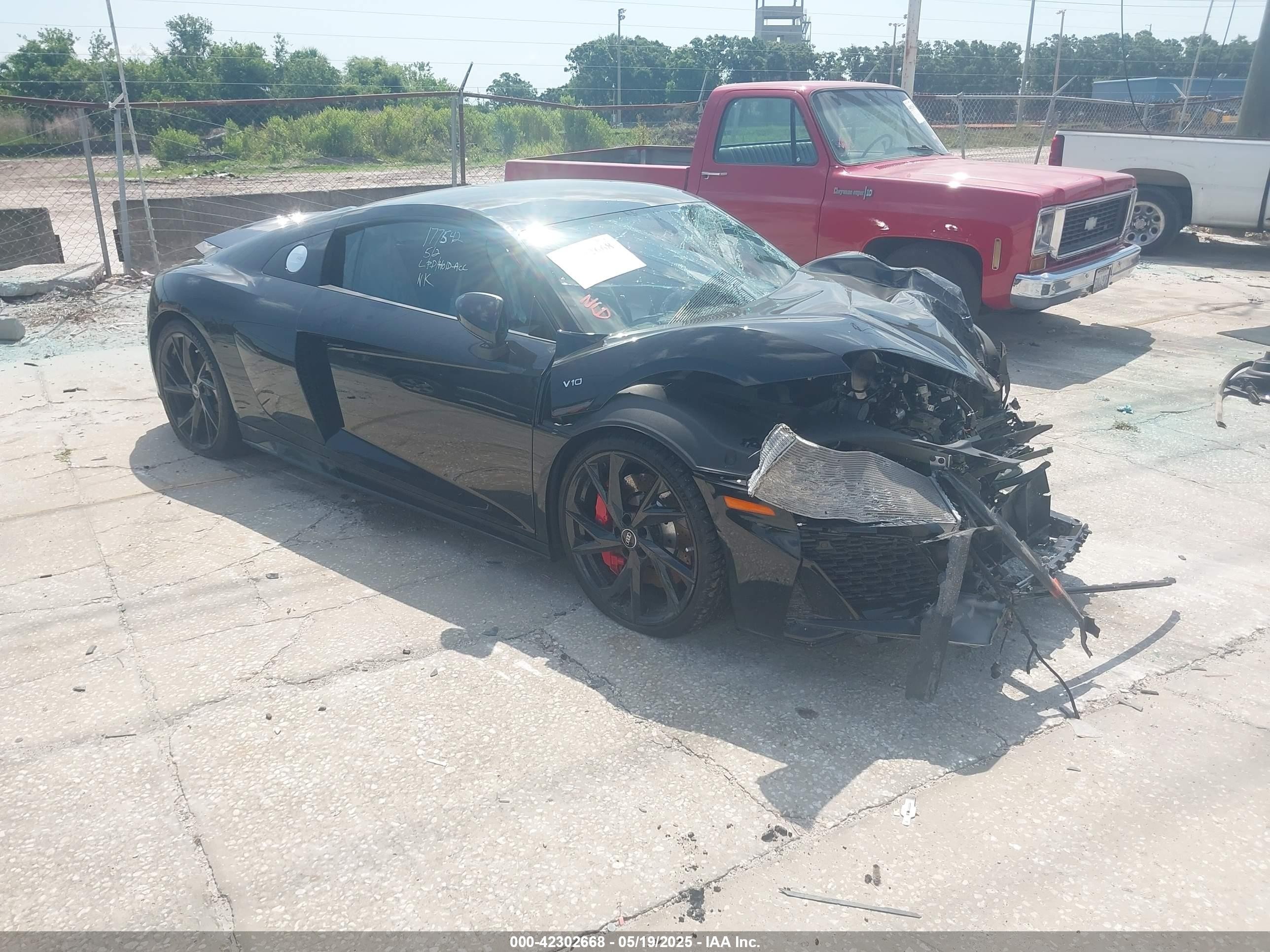 2023 Audi R8 performance quattro, VIN WUACEAFX9P7900280 — По всему кузову