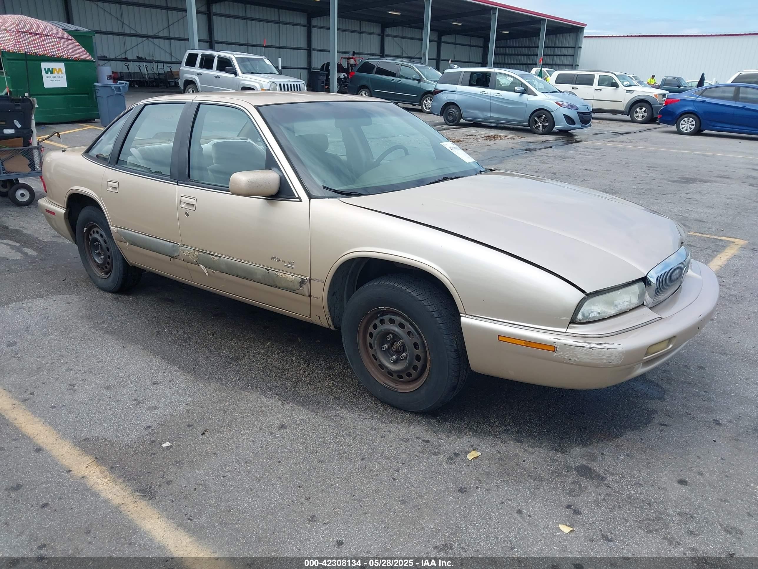 1995 Buick Regal Custom, VIN 2G4WB52L3S1478165 — Перед