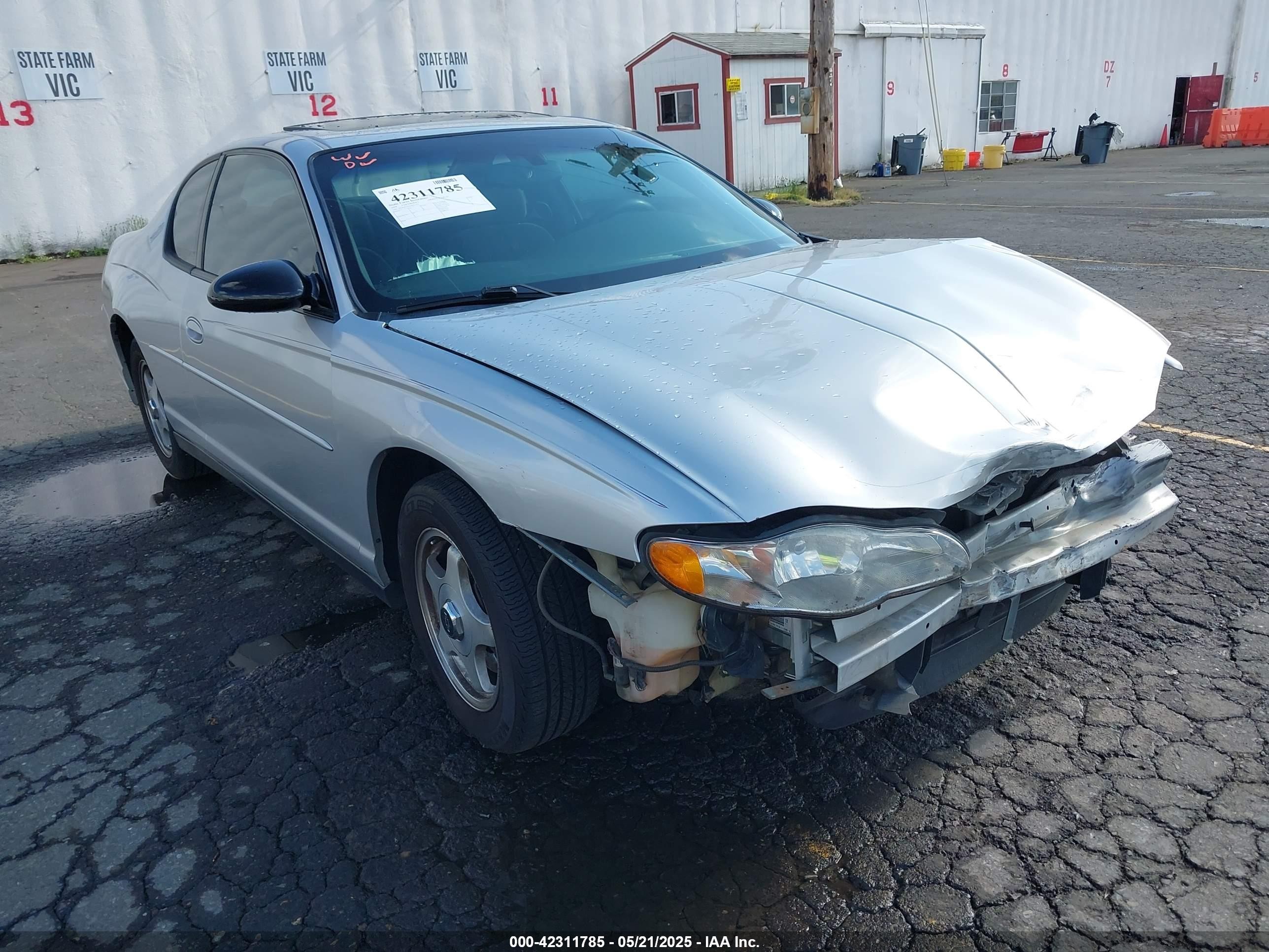 2004 Chevrolet Monte Carlo LS, VIN 2G1WW12EX49331521 — Front end