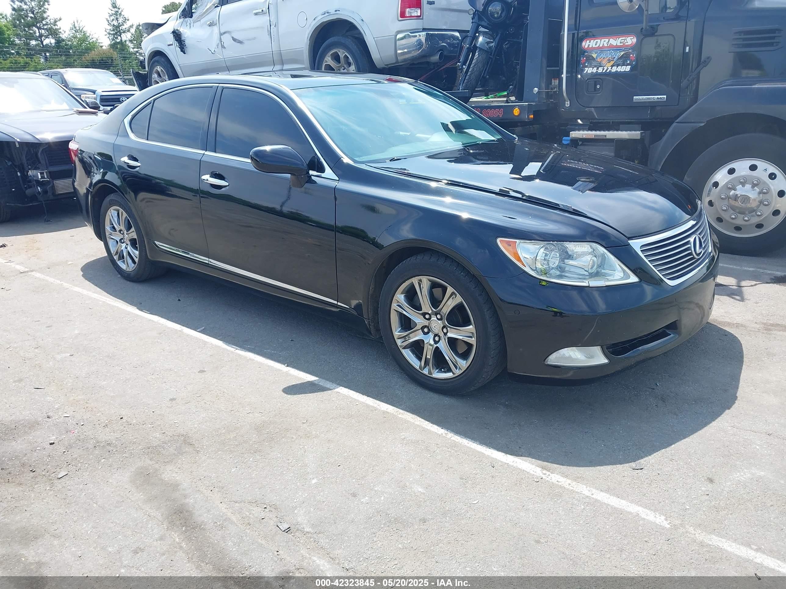 2009 Lexus LS 460, VIN JTHBL46F395090410 — Фото с аукциона