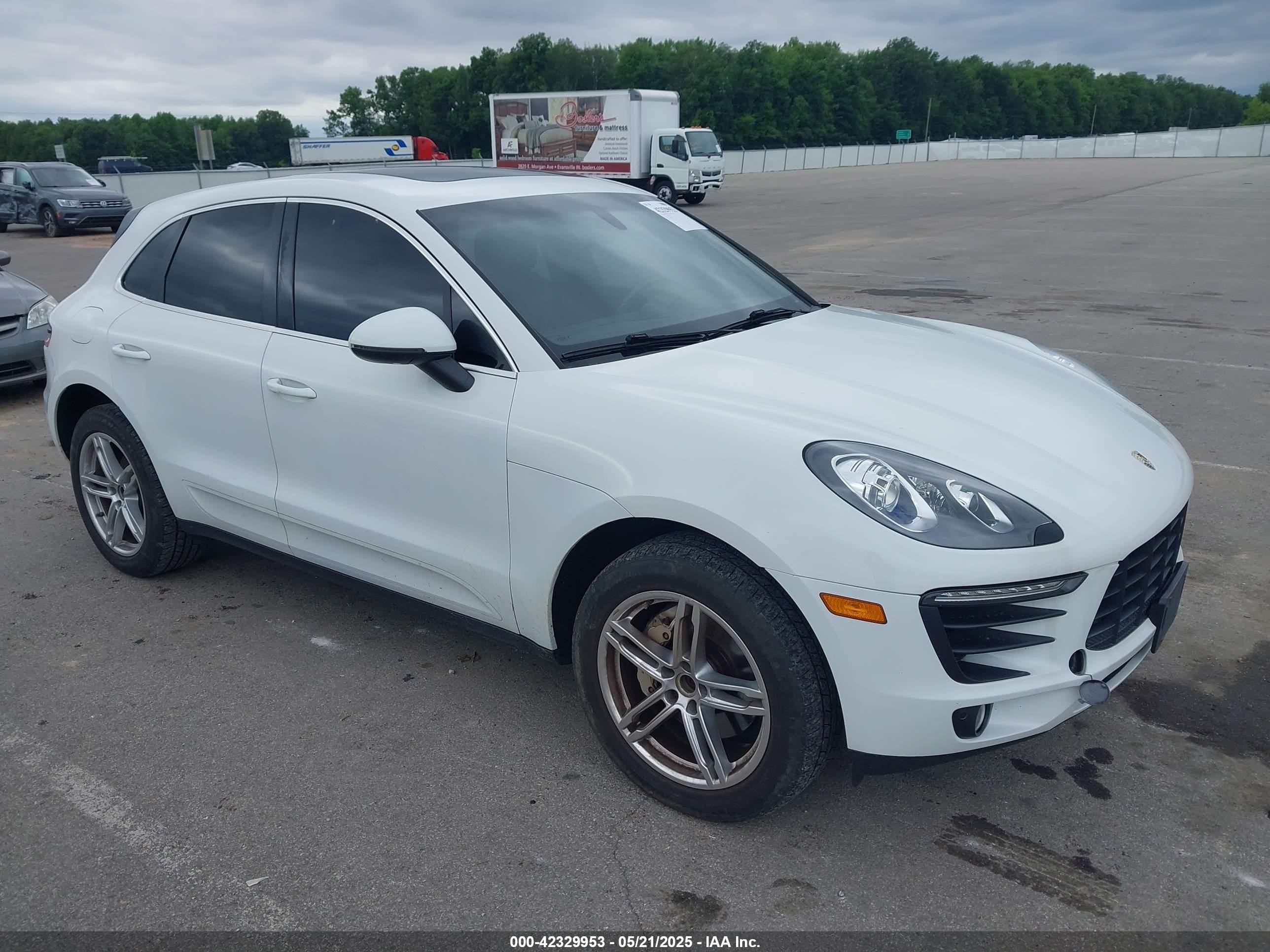2015 Porsche Macan S, VIN WP1AB2A56FLB72821 — Fresh water flood