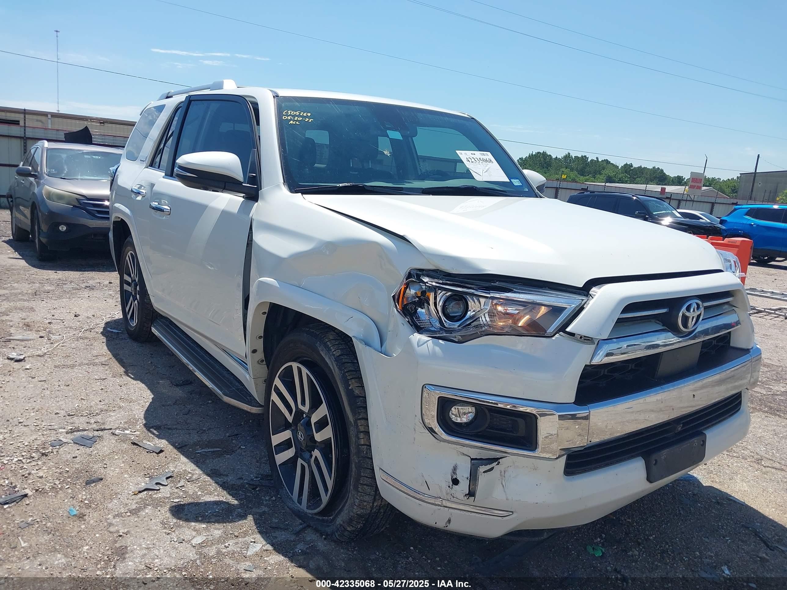 2022 Toyota 4Runner Limited, VIN JTEDU5JR0N5257293 — Front end