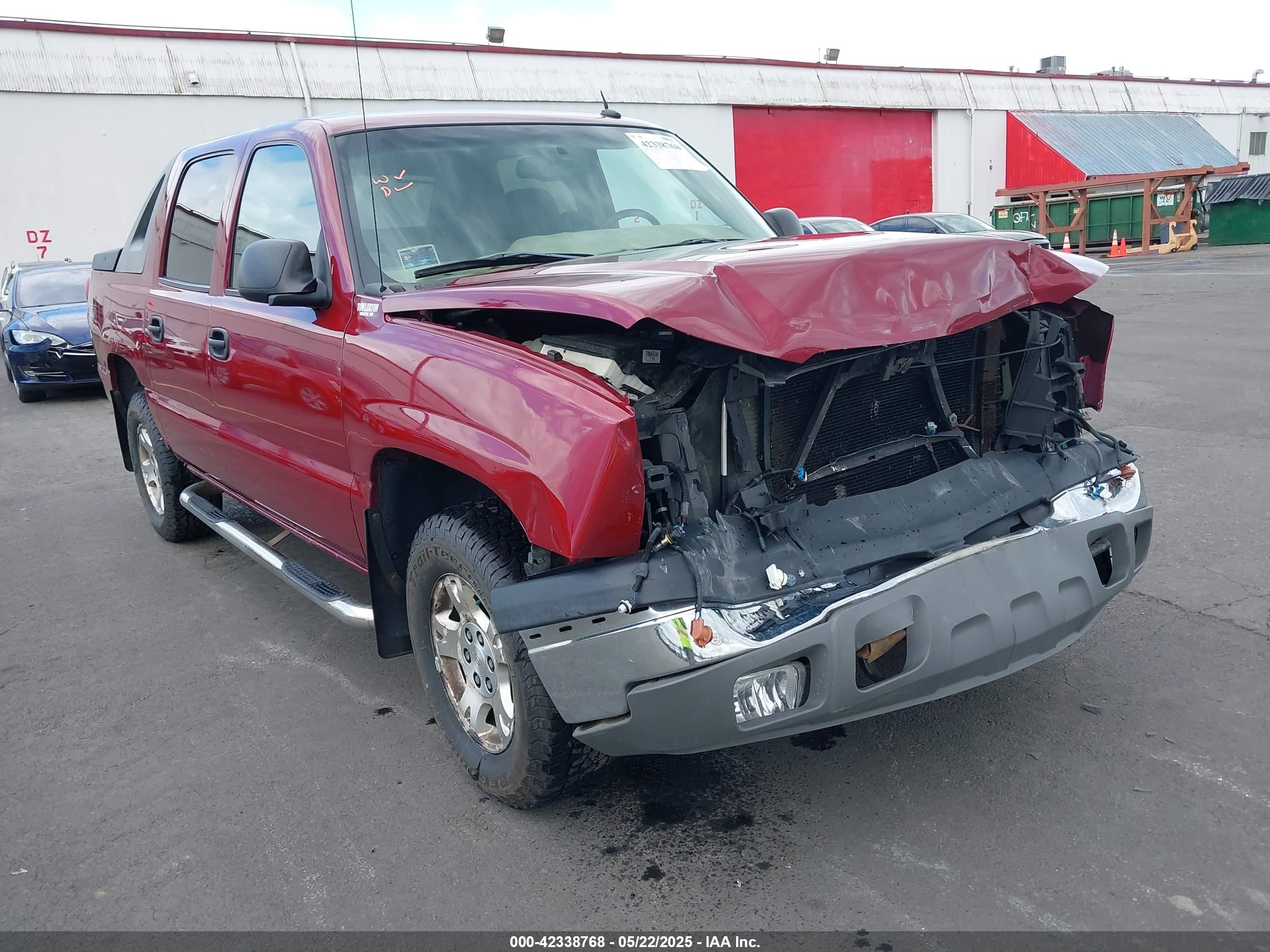 2004 Chevrolet Avalanche Z71, VIN 3GNEK12T94G239620 — Front end