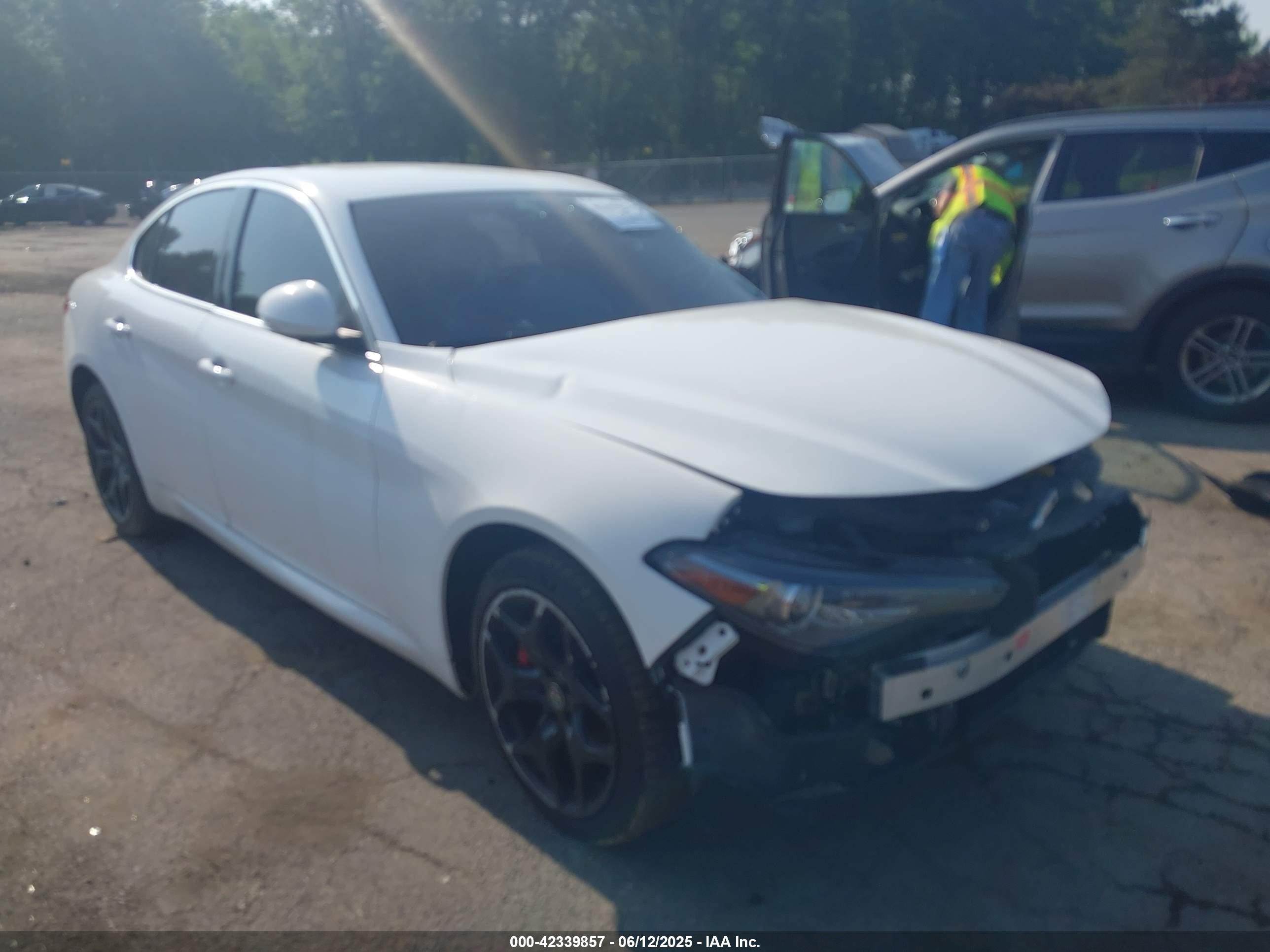 2020 Alfa Romeo Giulia Ti Sport, VIN ZARFANBN9L7633708 — Repossession