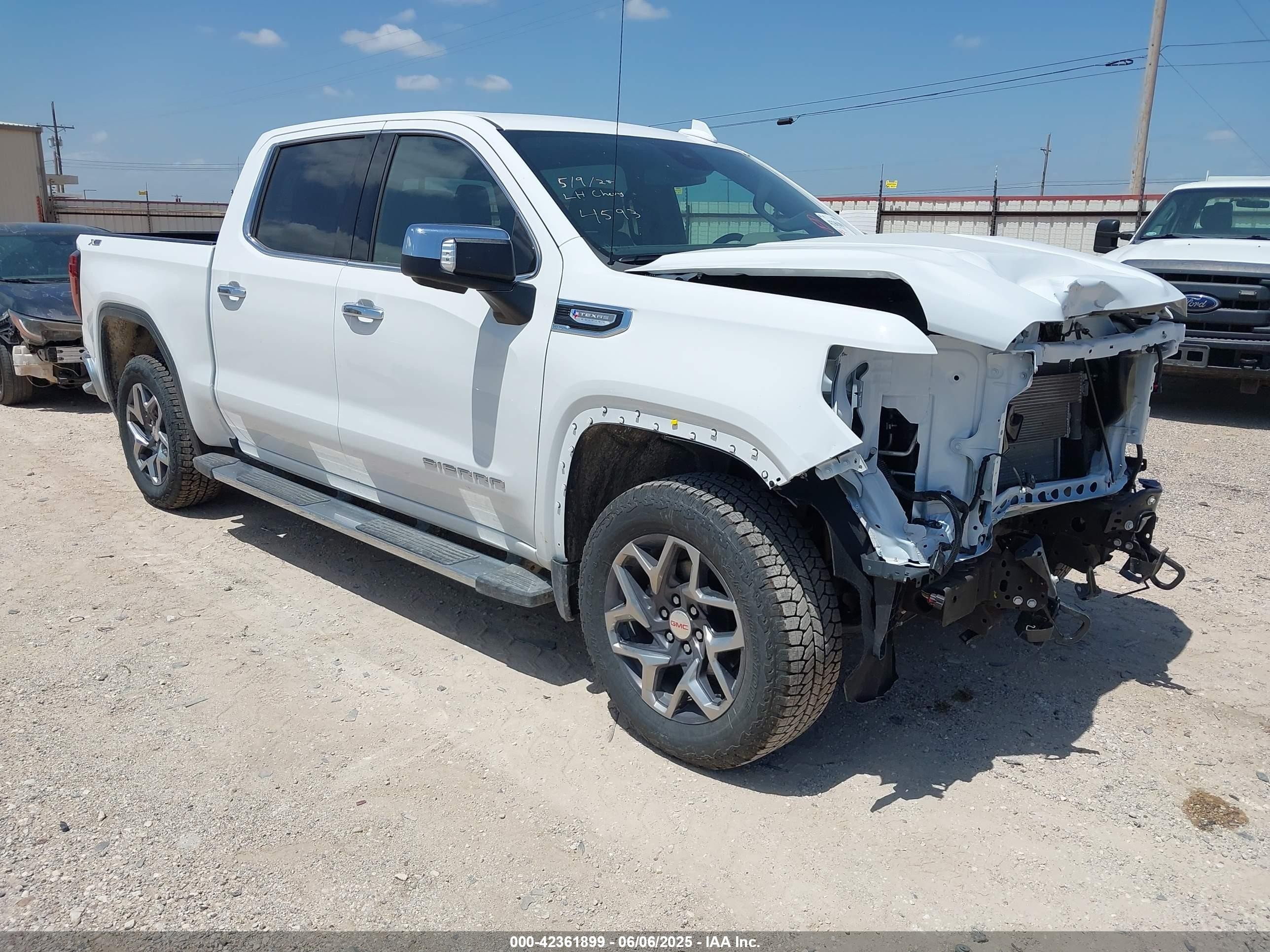 2025 GMC Sierra 1500 SLT, VIN 3GTUUDED7SG248902 — Front end