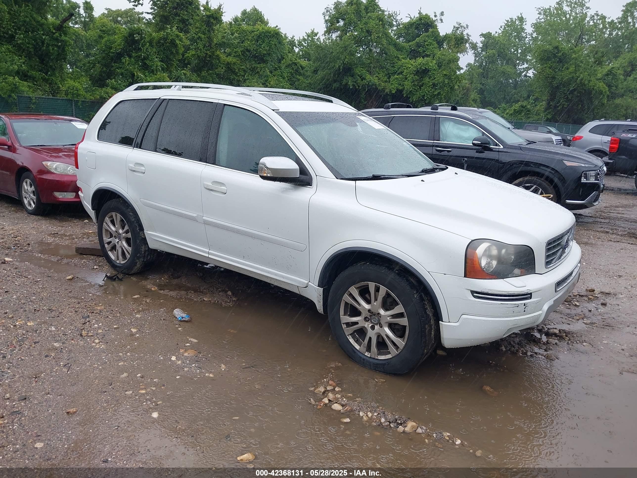 2013 Volvo XC90 Premier Plus, VIN YV4952CZ1D1638270 — Stripped