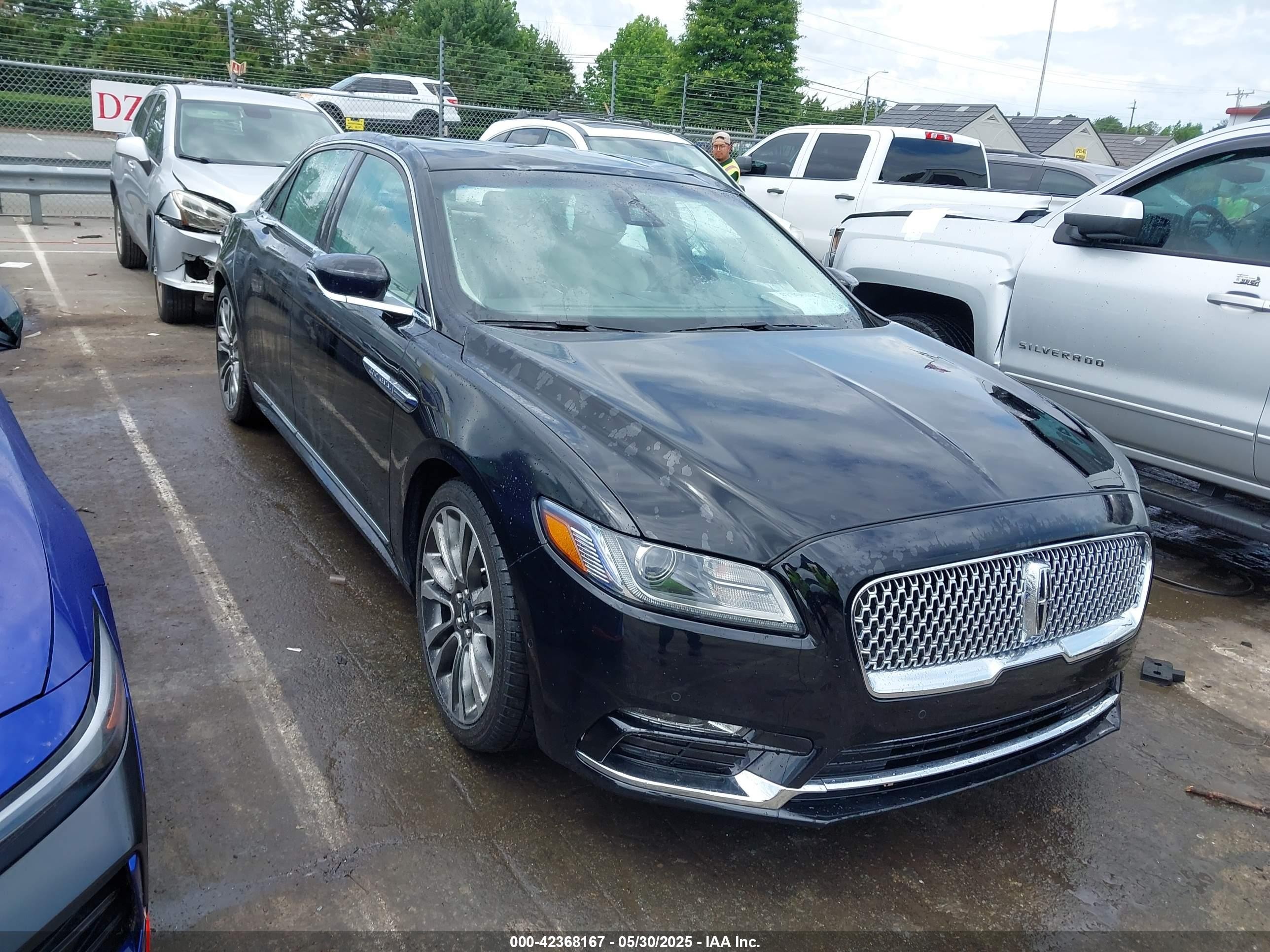 2017 Lincoln Continental Select, VIN 1LN6L9SP7H5607507 — Storm