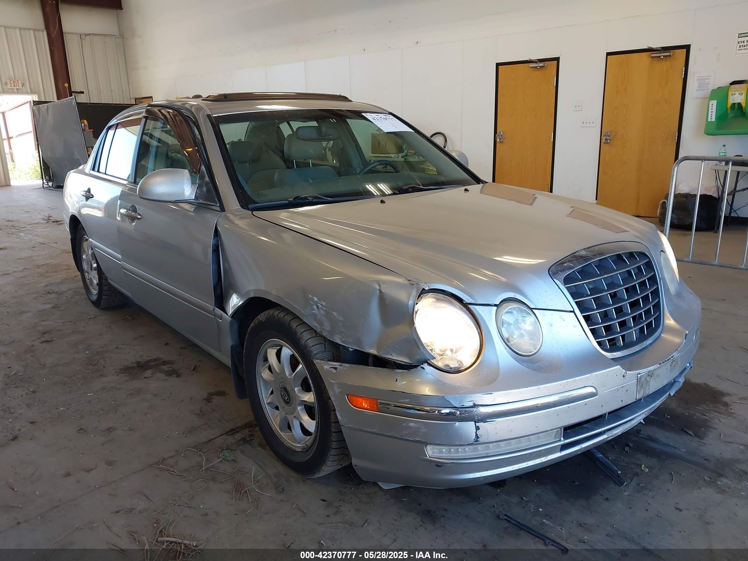 2005 Kia Amanti, VIN KNALD124155082464 — Фото с аукциона