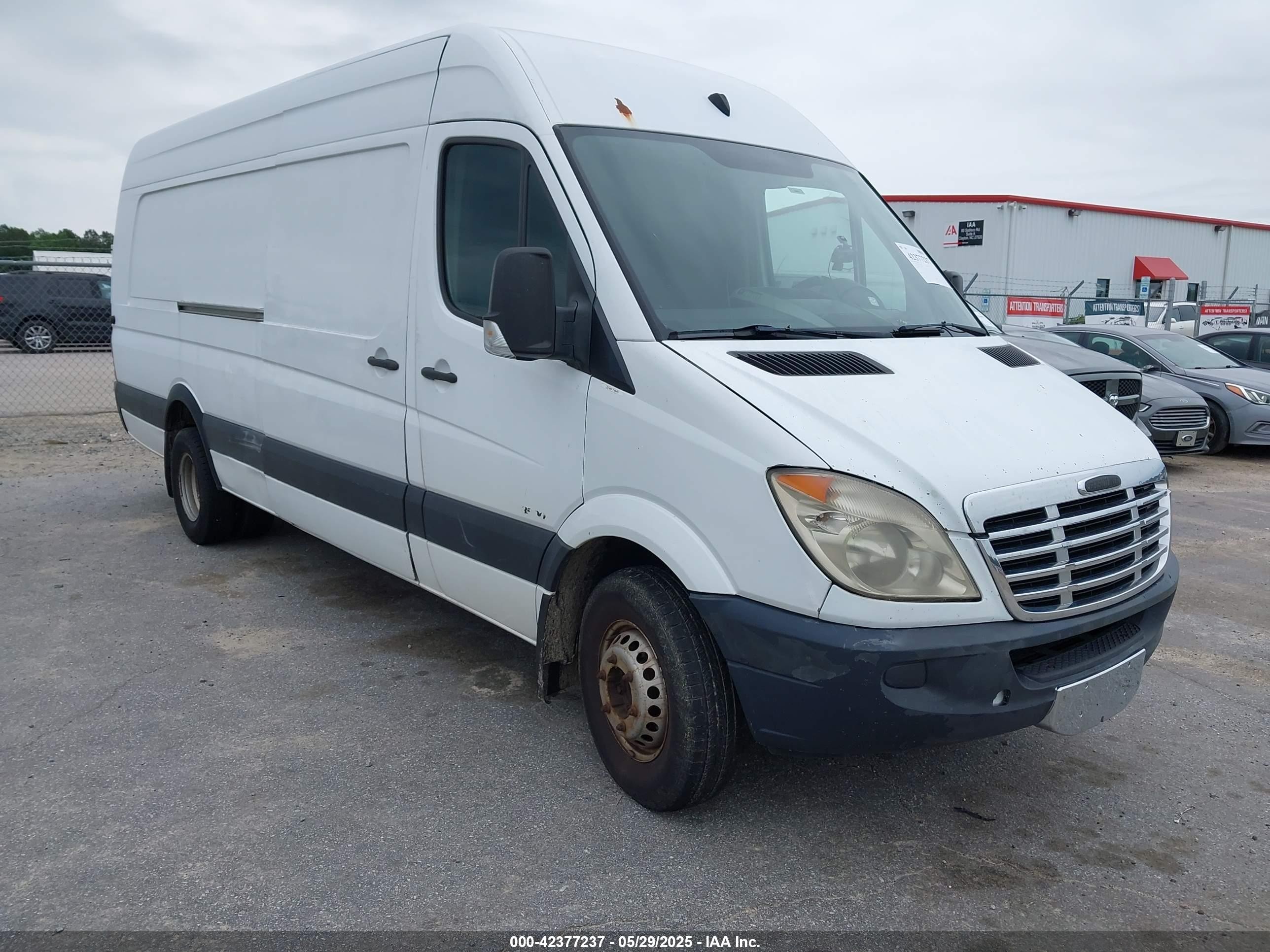 2012 Freightliner Sprinter, VIN WDYPF1CC4C5668078 — Side