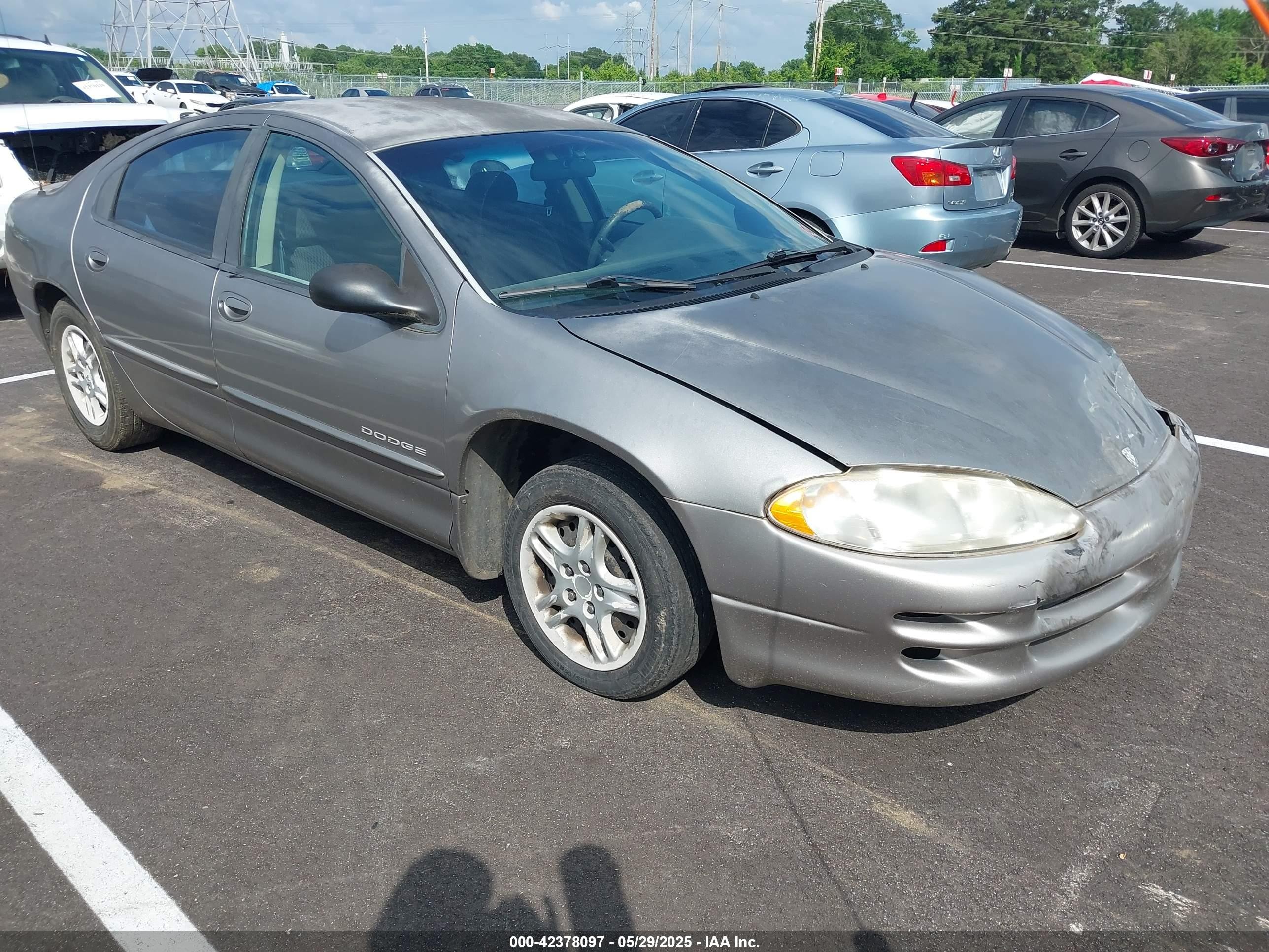 1998 Dodge Intrepid, VIN 2B3HD46R8WH196361 — Front end
