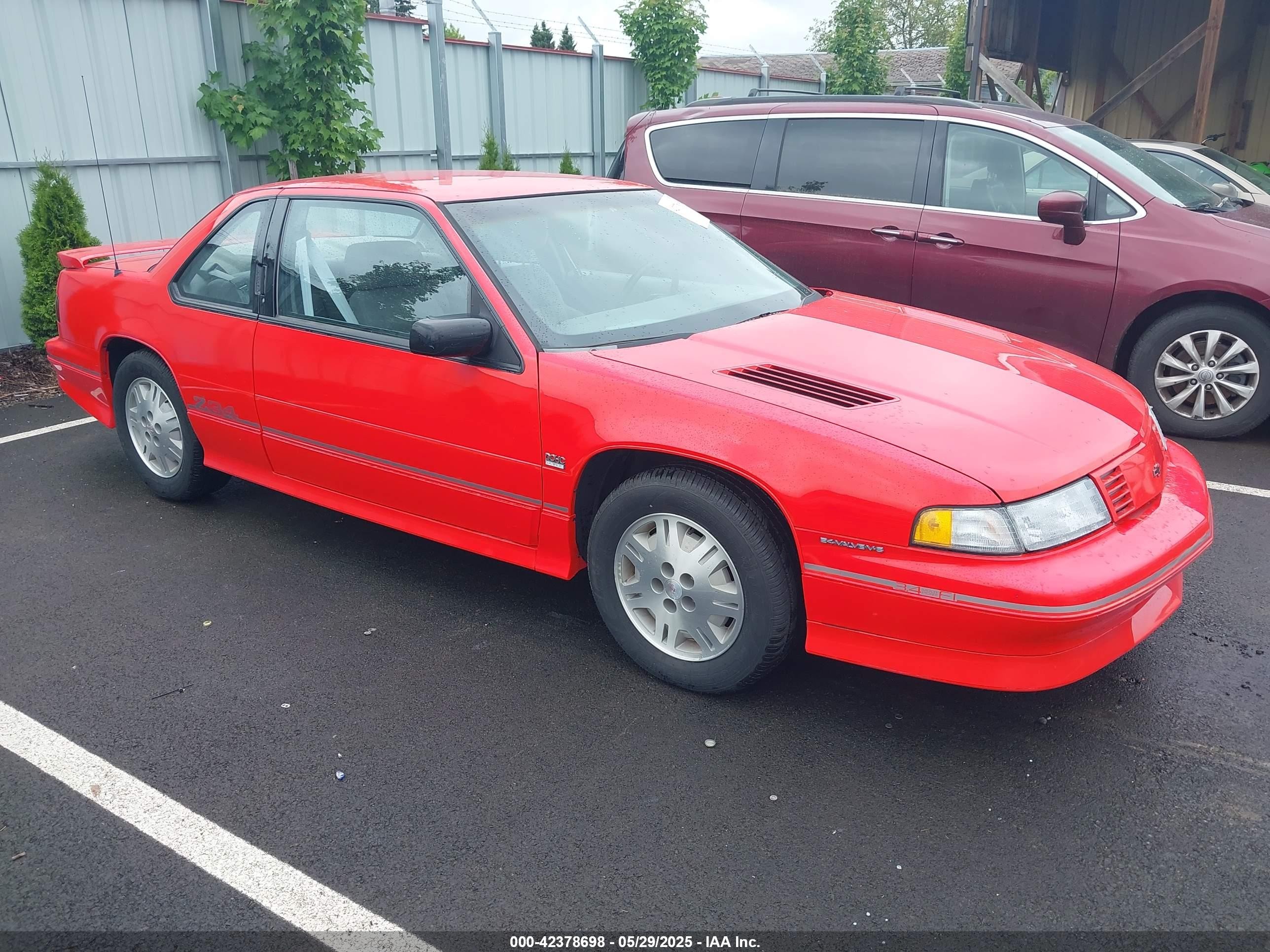 1992 Chevrolet Lumina, VIN 2G1WP14X6N9105487 — Normal wear