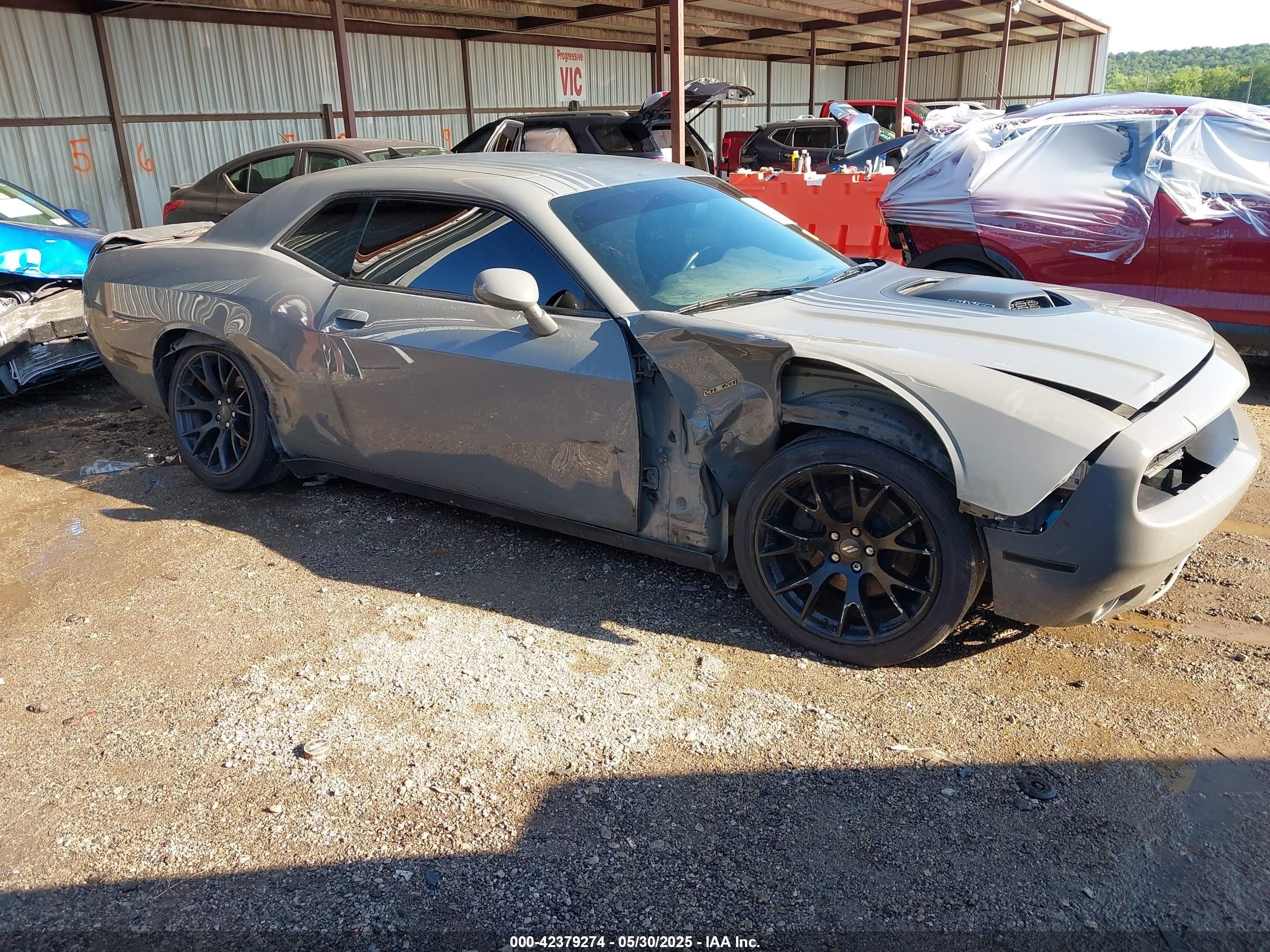 2017 Dodge Challenger R/T, VIN 2C3CDZBT5HH514631 — Side