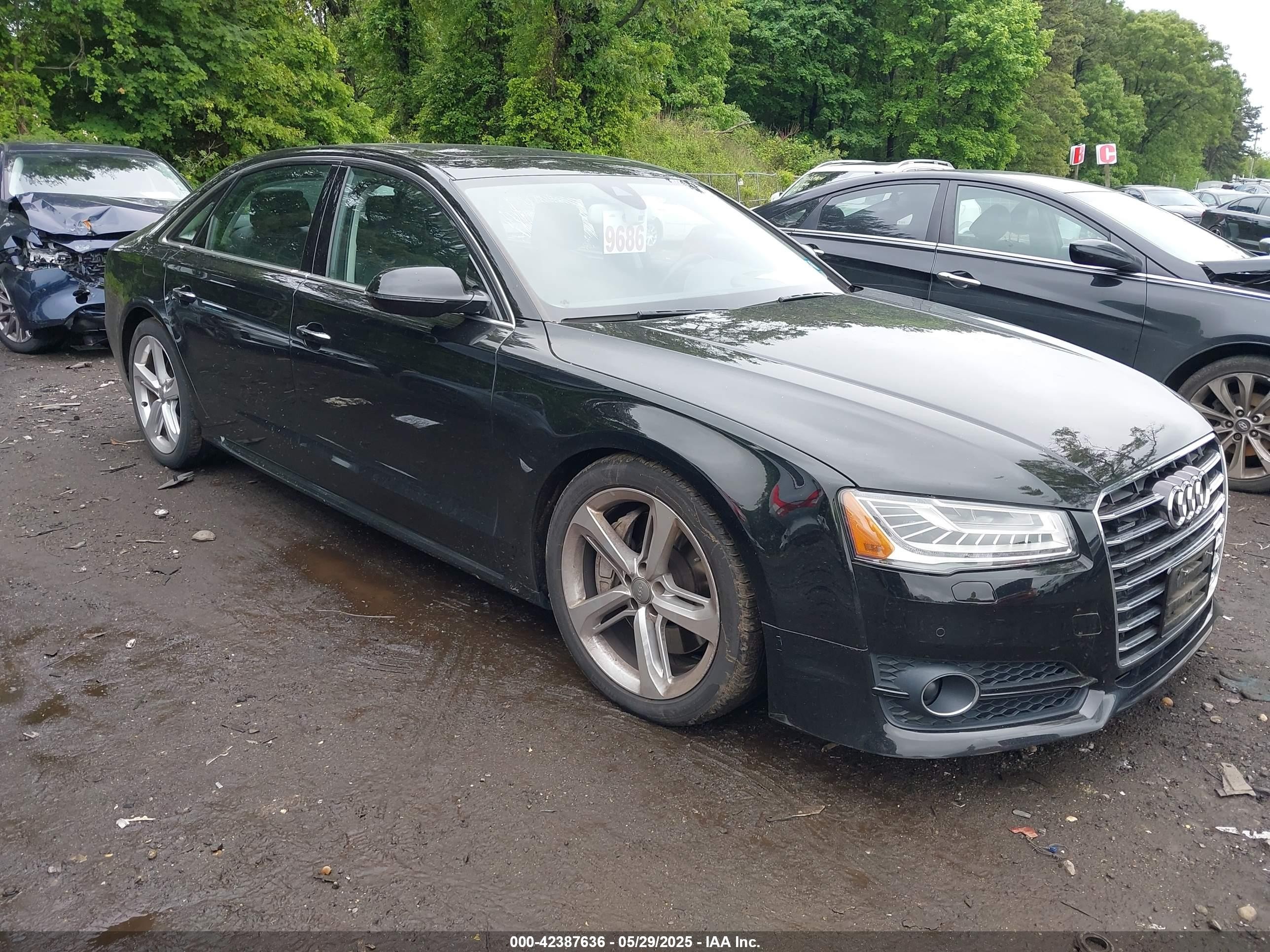 2018 Audi A8, VIN WAU44AFD1JN000676 — Front end