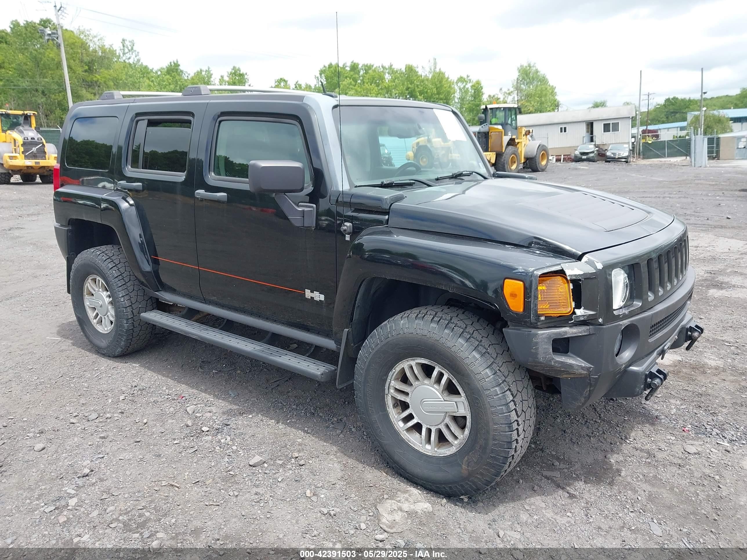 2006 Hummer H3, VIN 5GTDN136968272817 — Frame damage