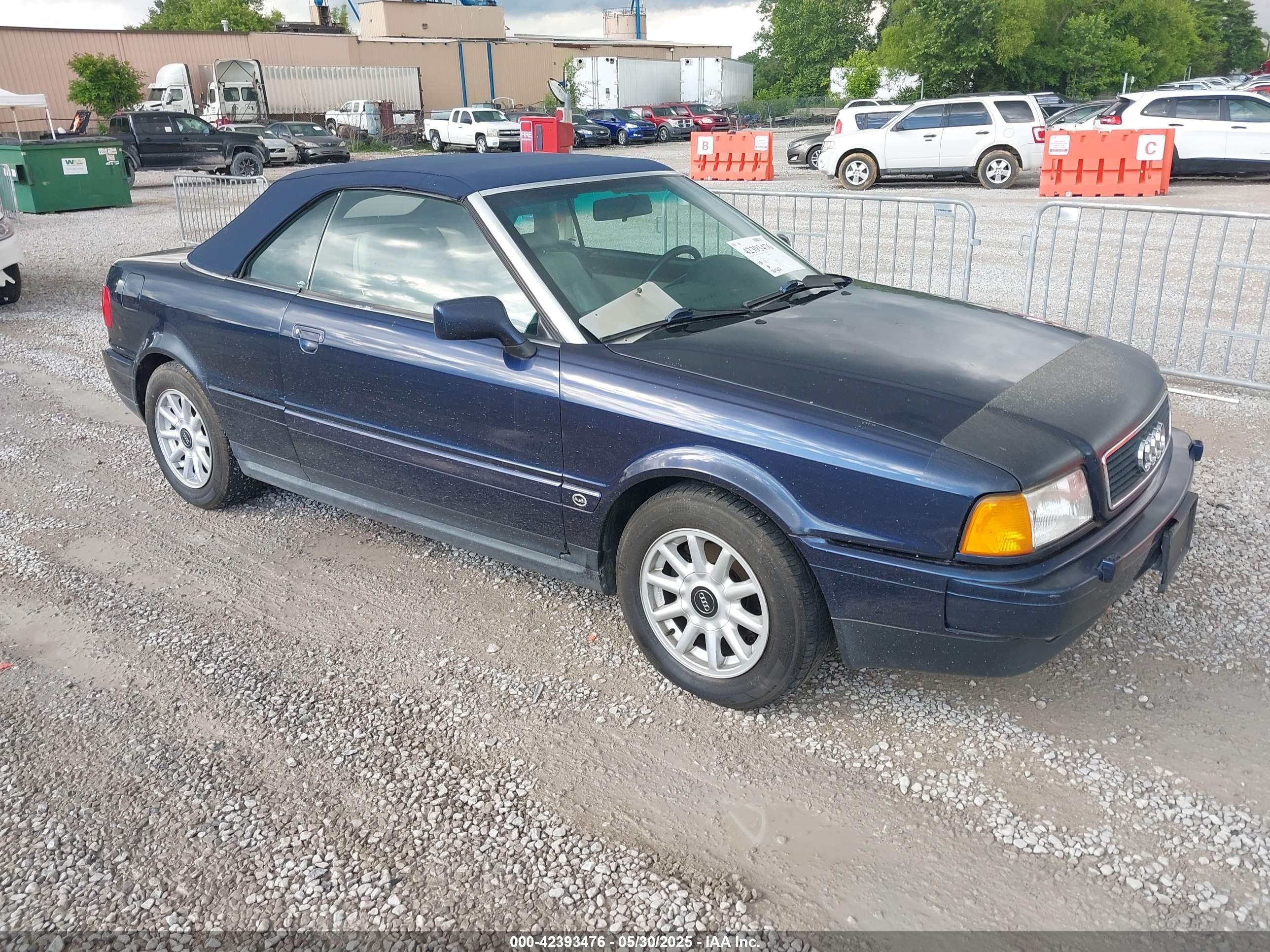 1996 Audi Cabriolet, VIN WAUAA88G9TA003718 — Normal wear