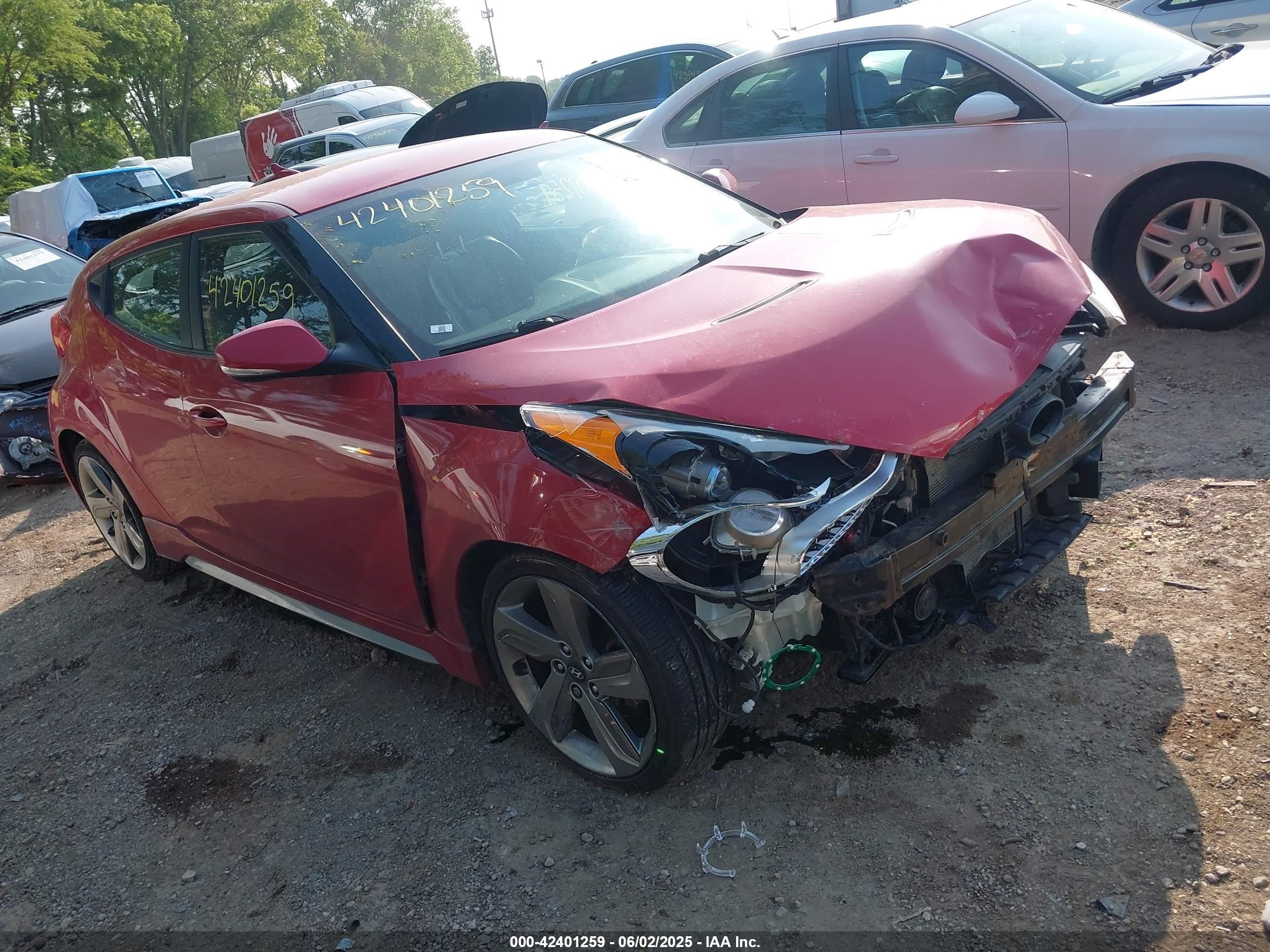 2013 Hyundai Veloster Turbo, VIN KMHTC6AEXDU138141 — Front end