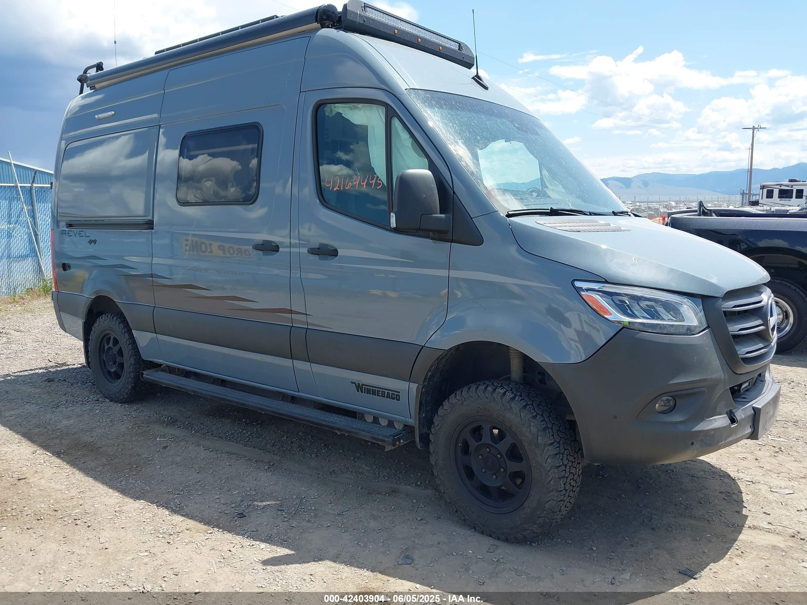 2019 Mercedes-Benz Sprinter, VIN WD4FF0CD3KP141393 — Rear end