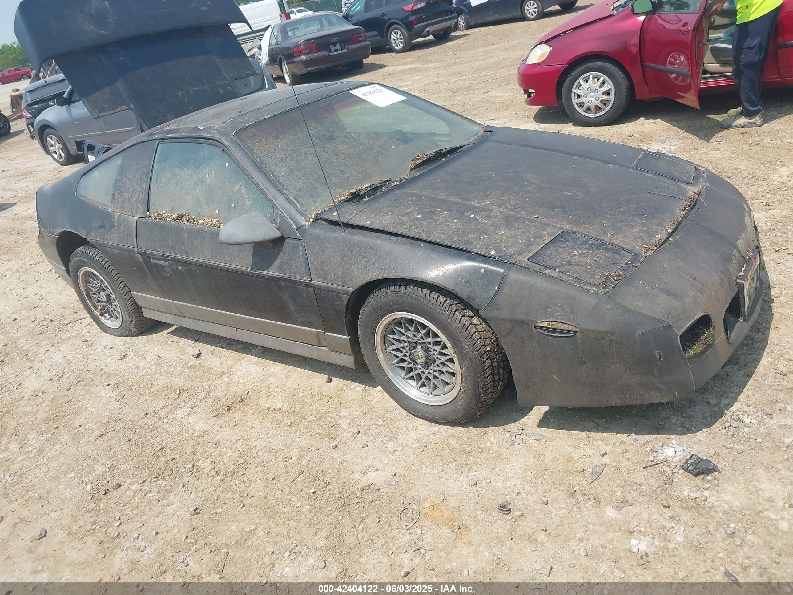 1987 Pontiac Fiero GT, VIN 1G2PG1198HP209135 — Roof