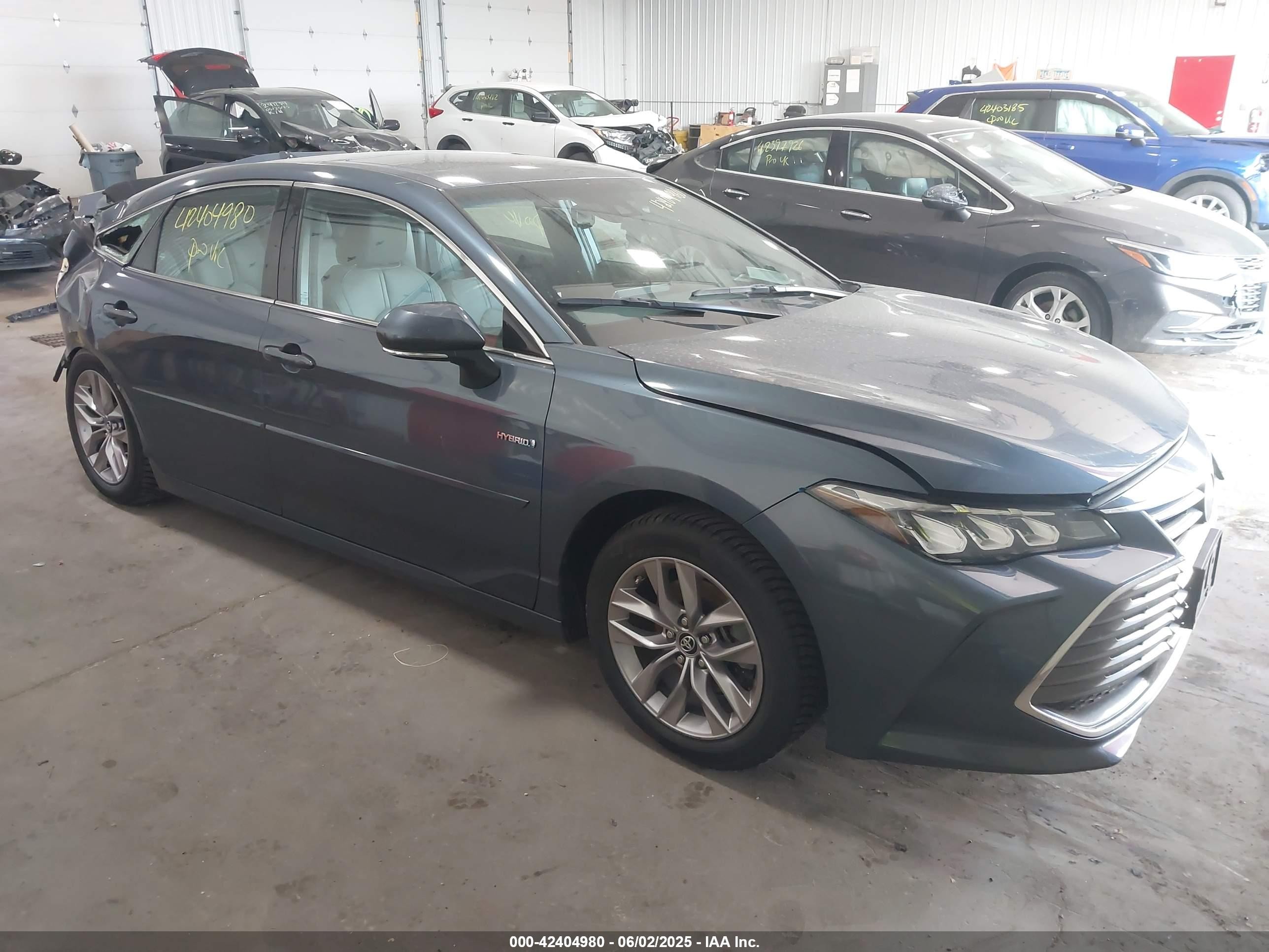 2019 Toyota Avalon Limited Hybrid, VIN 4T1B21FB9KU004489 — All over