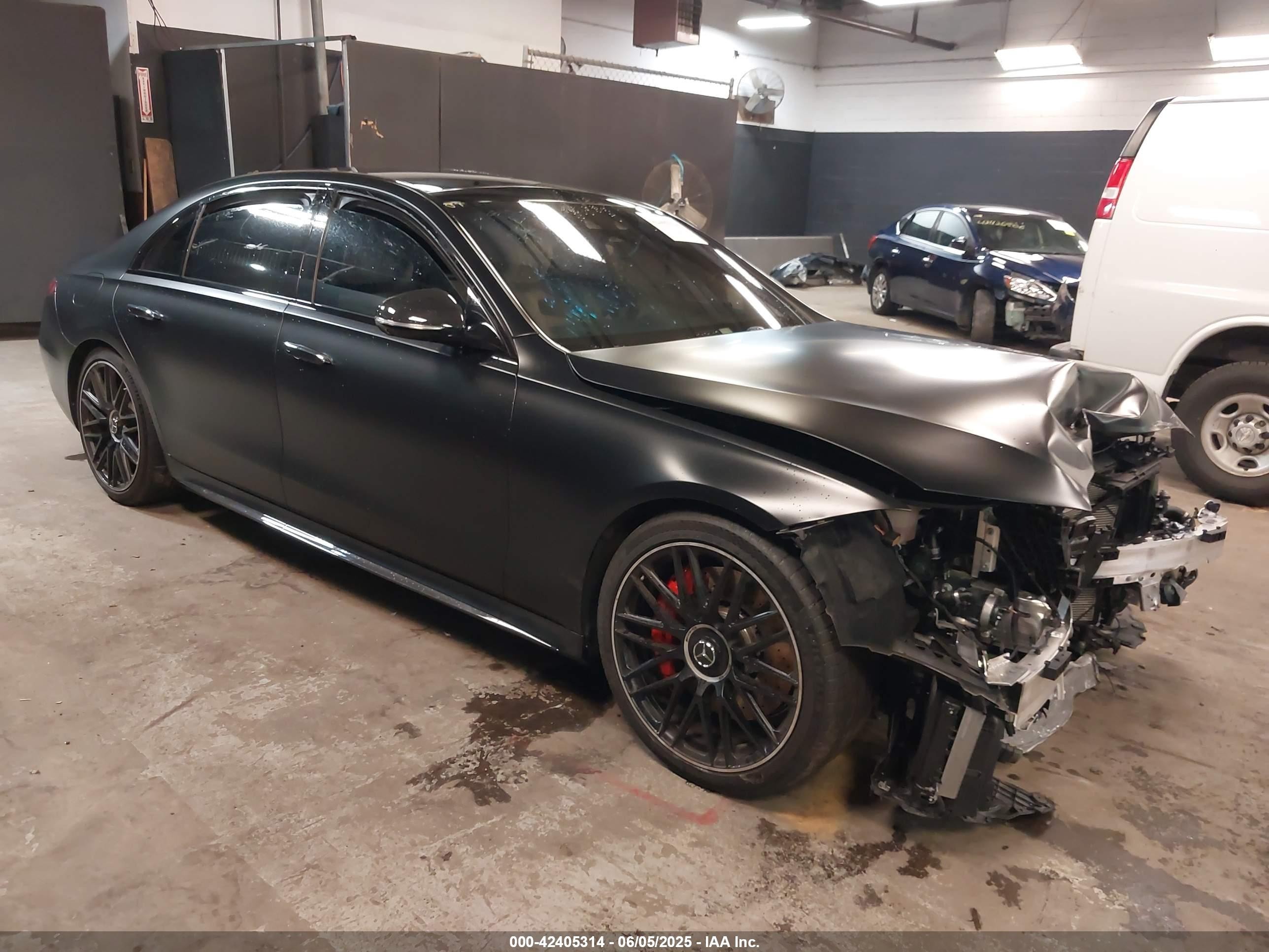 2024 Mercedes-Benz S 63 S AMG E Performance, VIN W1K6G8CB0RA297799 — Front end