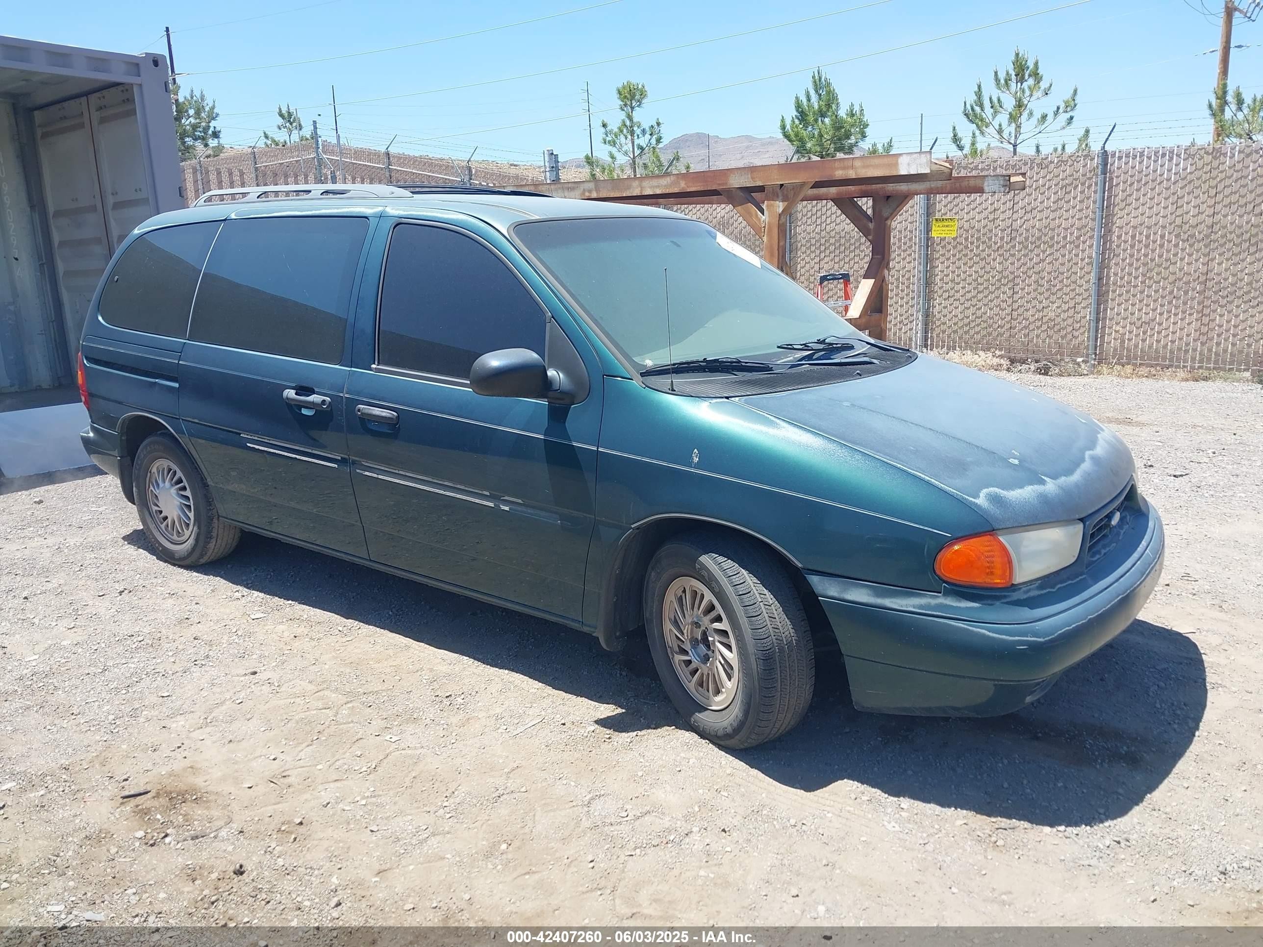 1998 Ford Windstar GL, VIN 2FMDA5149WBB93684 — Фото с аукциона