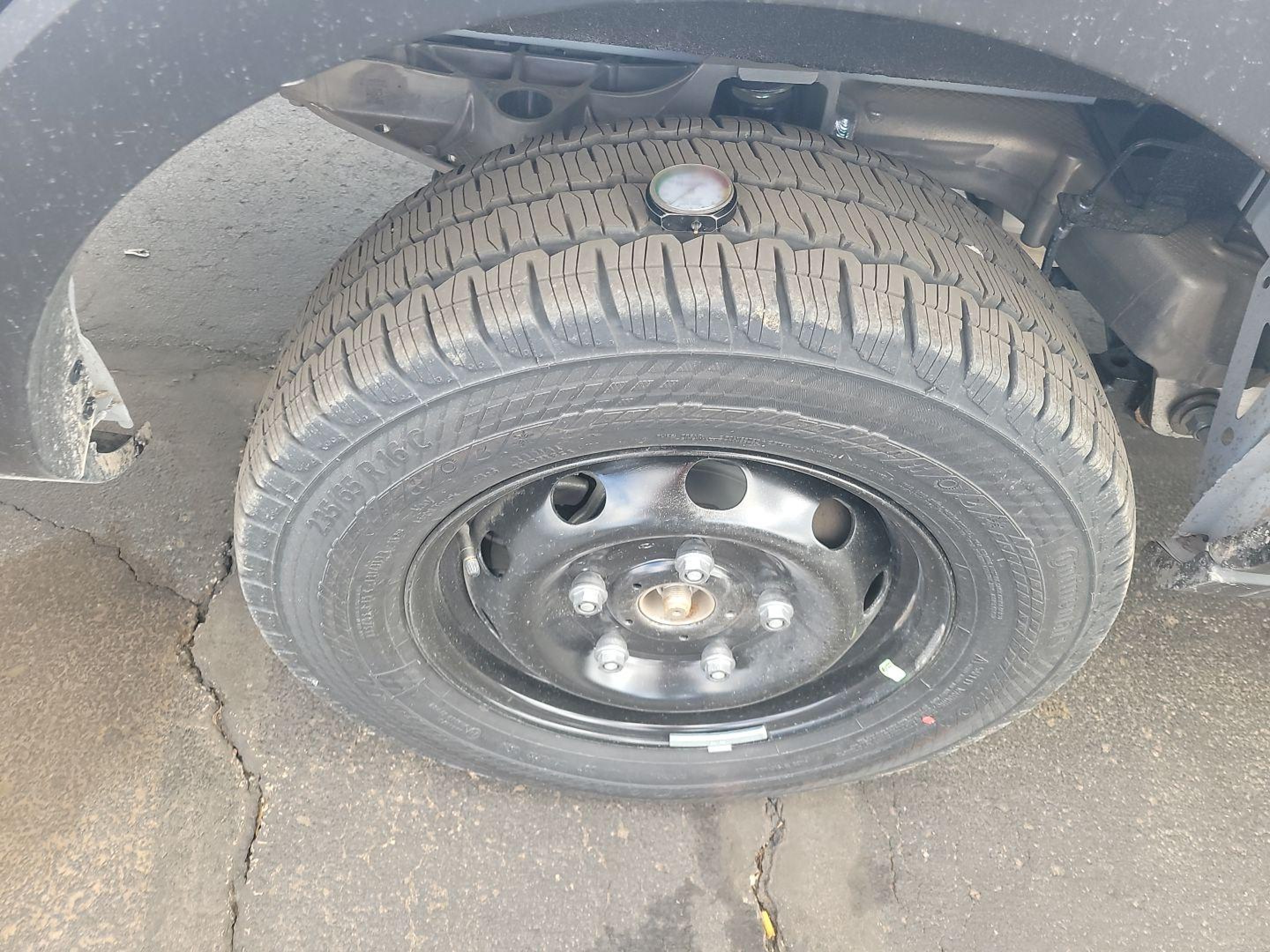 2025 Ford E-Transit, VIN 1FTBW1YM1SKA12928 — Normal wear
