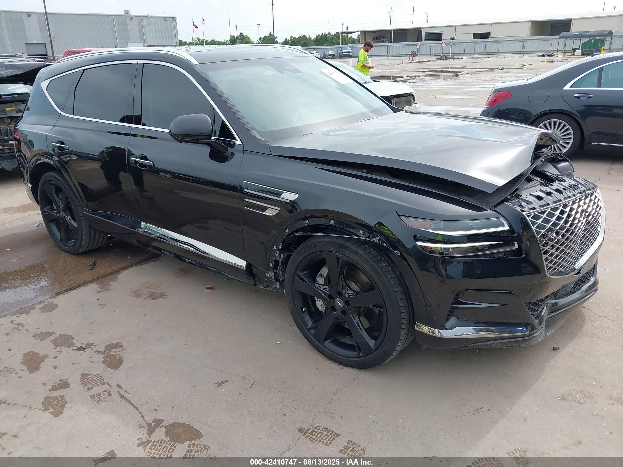 2024 Genesis GV80, VIN KMUHCESC4RU151408 — Front end