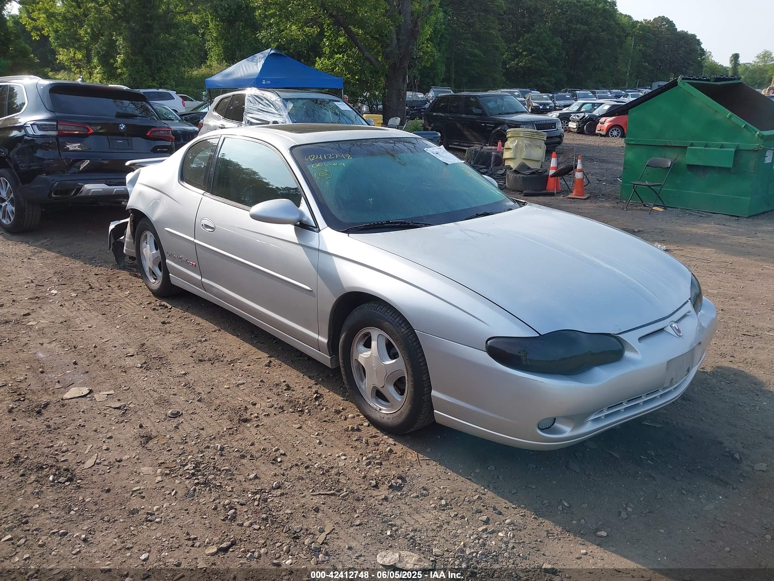2000 Chevrolet Monte Carlo SS, VIN 2G1WX12K4Y9309667 — Rear end