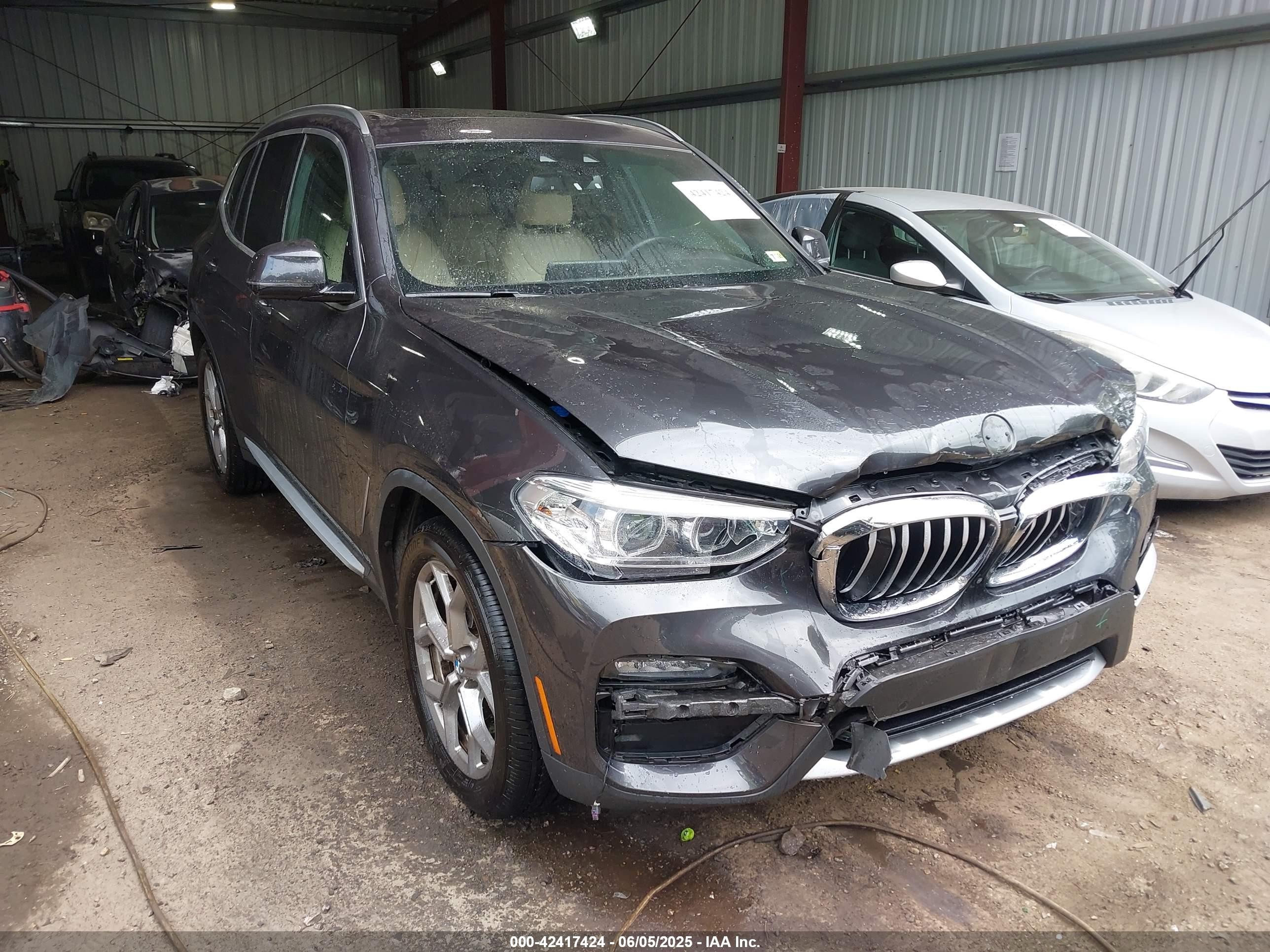 2021 BMW X3 sDrive30i, VIN 5UXTY3C05M9H65825 — Front end