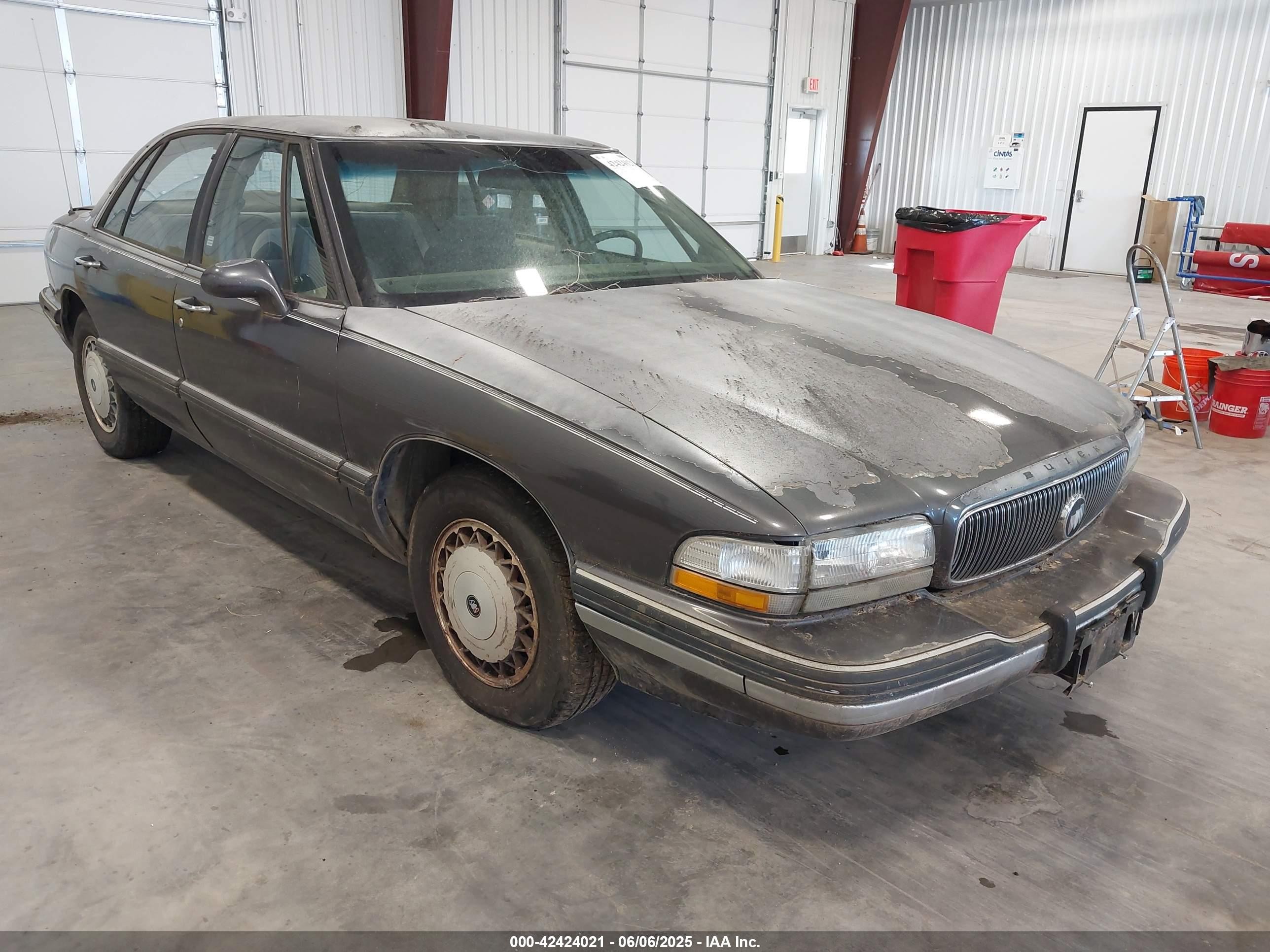 1994 Buick LeSabre Custom, VIN 1G4HP52L7RH483919 — Rear end