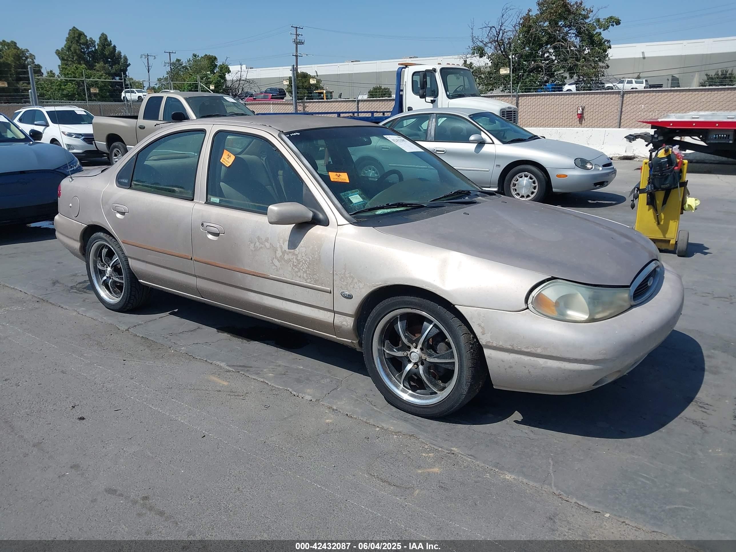 1998 Ford Contour LX, VIN 1FALP6538WK144977 — Roof