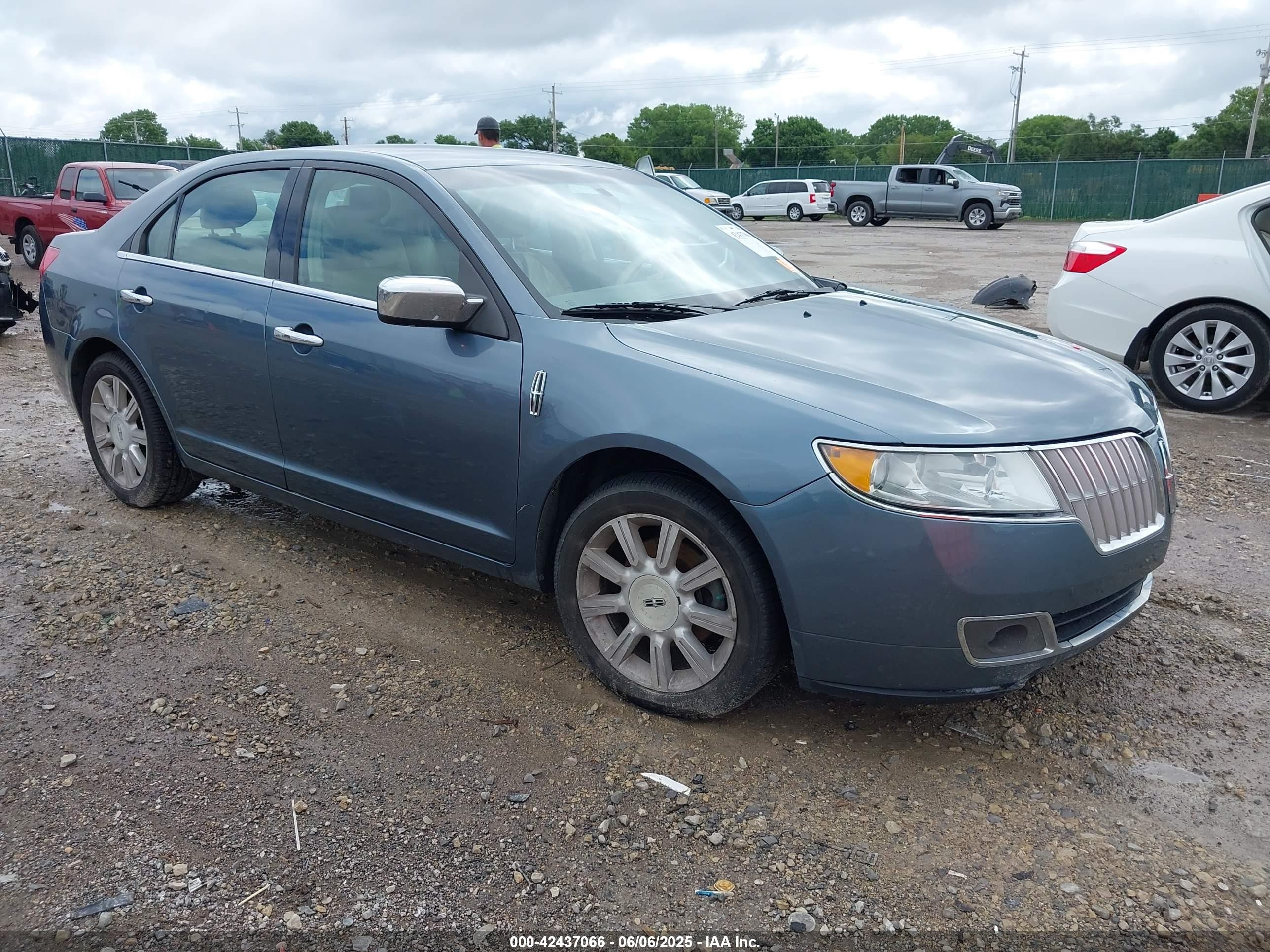 2011 Lincoln MKZ, VIN 3LNHL2GC7BR753903 — Fresh water flood