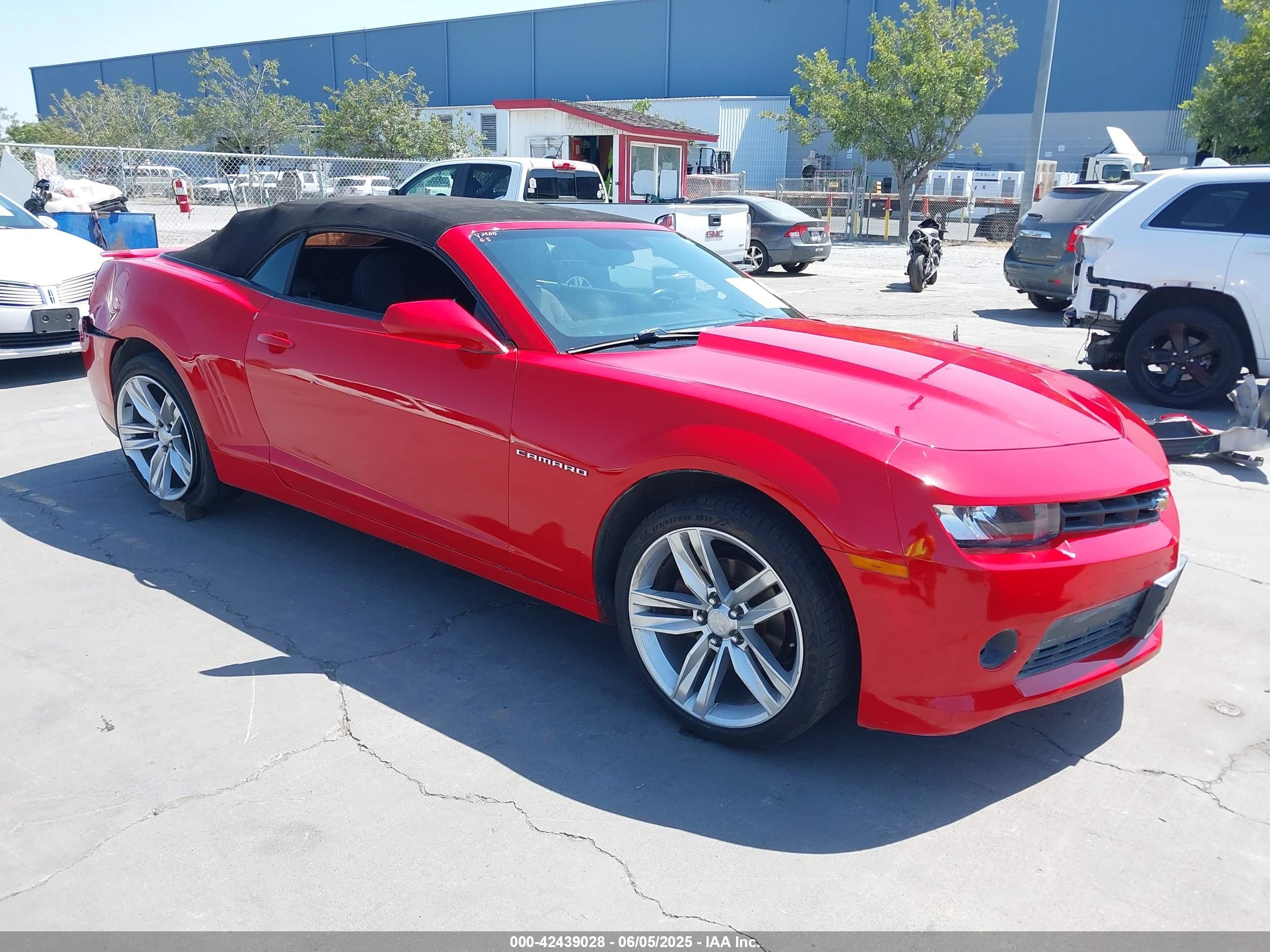 2015 Chevrolet Camaro LT, VIN 2G1FD3D31F9269684 — Фото с аукциона