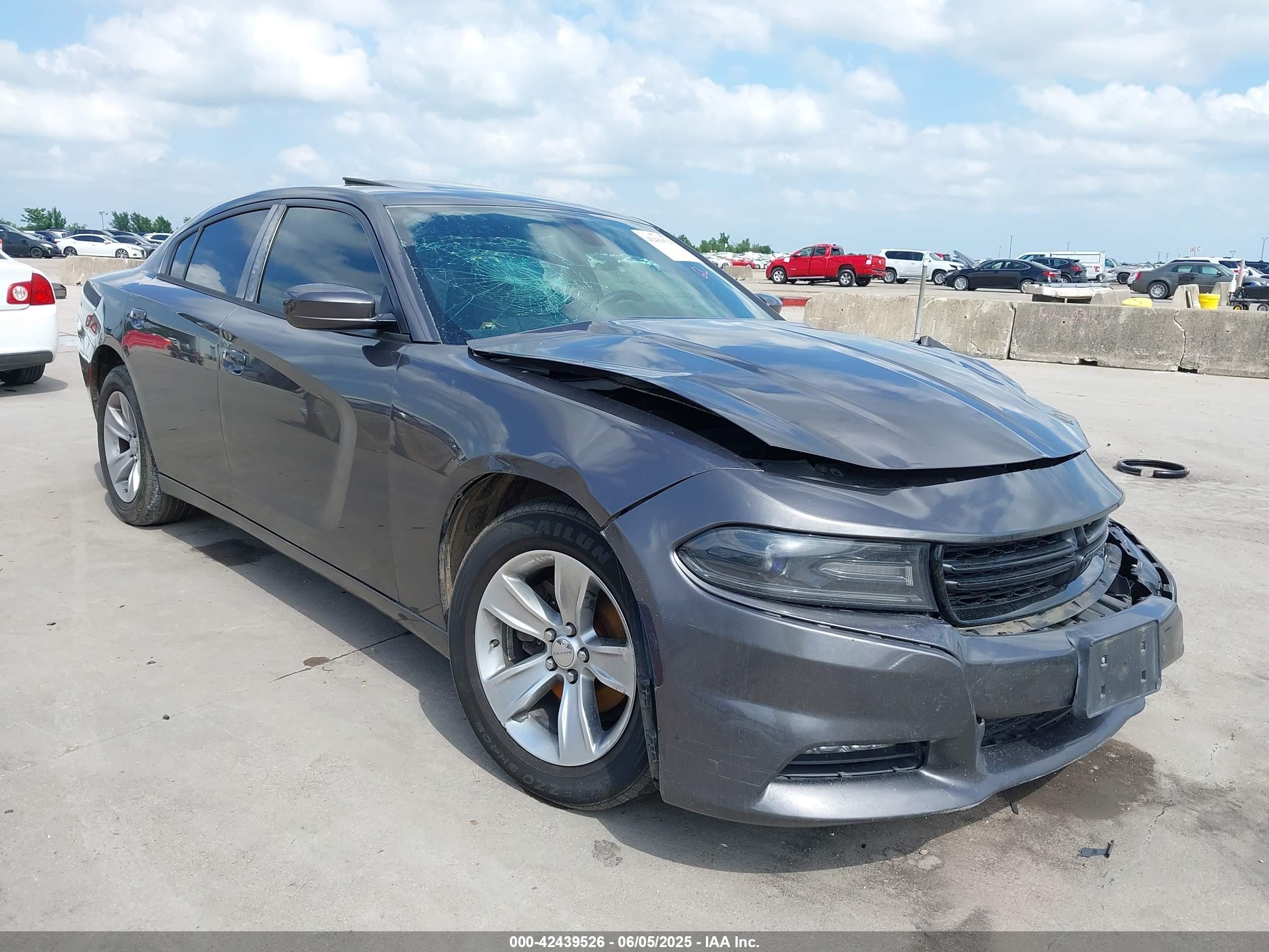 2015 Dodge Charger SXT, VIN 2C3CDXHG7FH824663 — All over