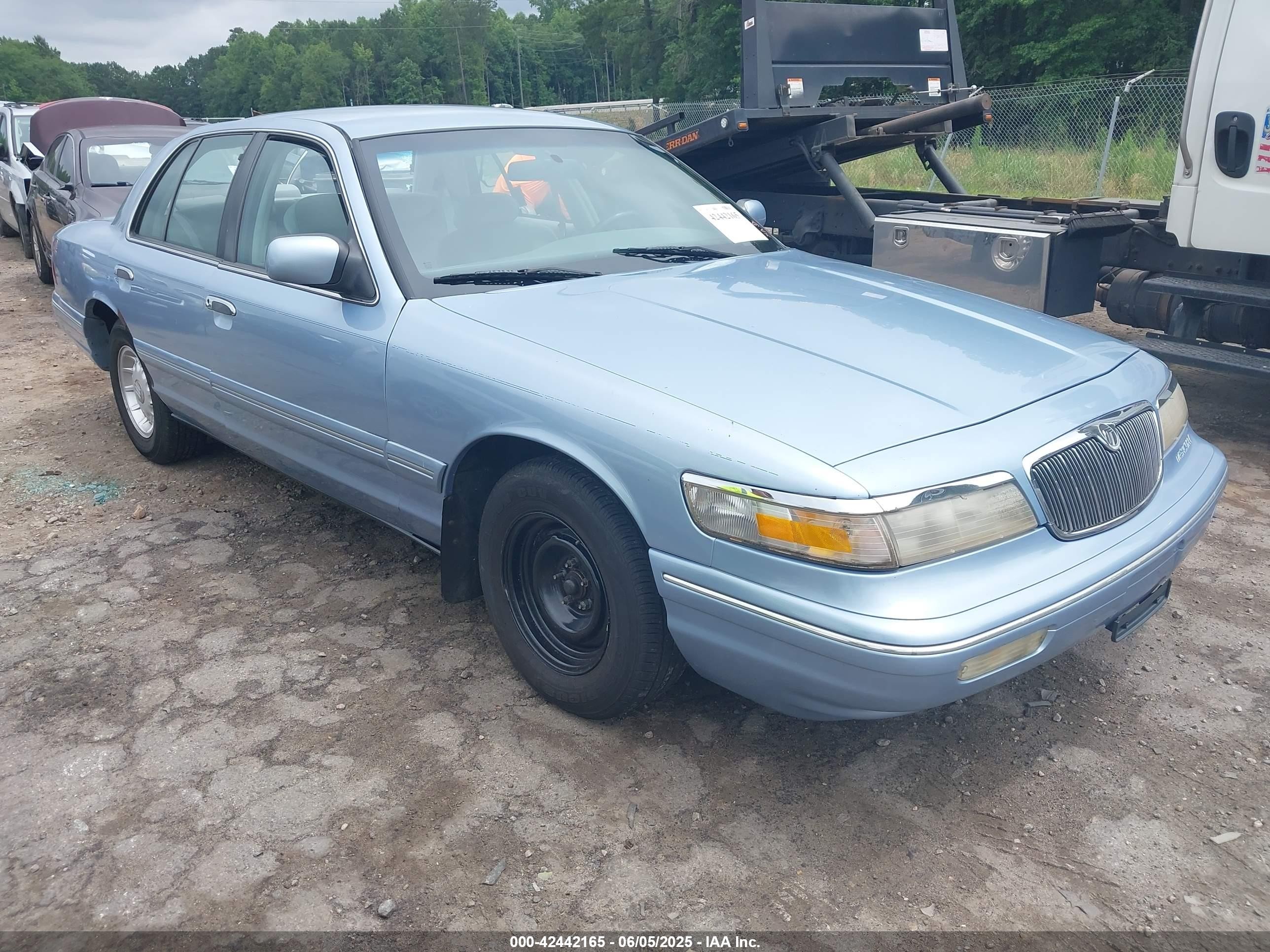1997 Mercury Grand Marquis LS, VIN 2MELM75W8VX673794 — Storm