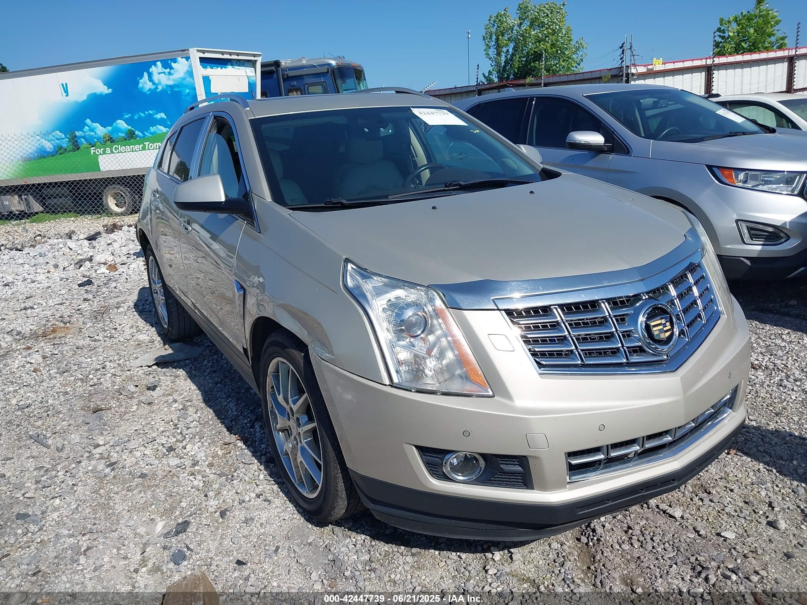 2013 Cadillac SRX Premium Collection, VIN 3GYFNEE33DS532234 — Front end
