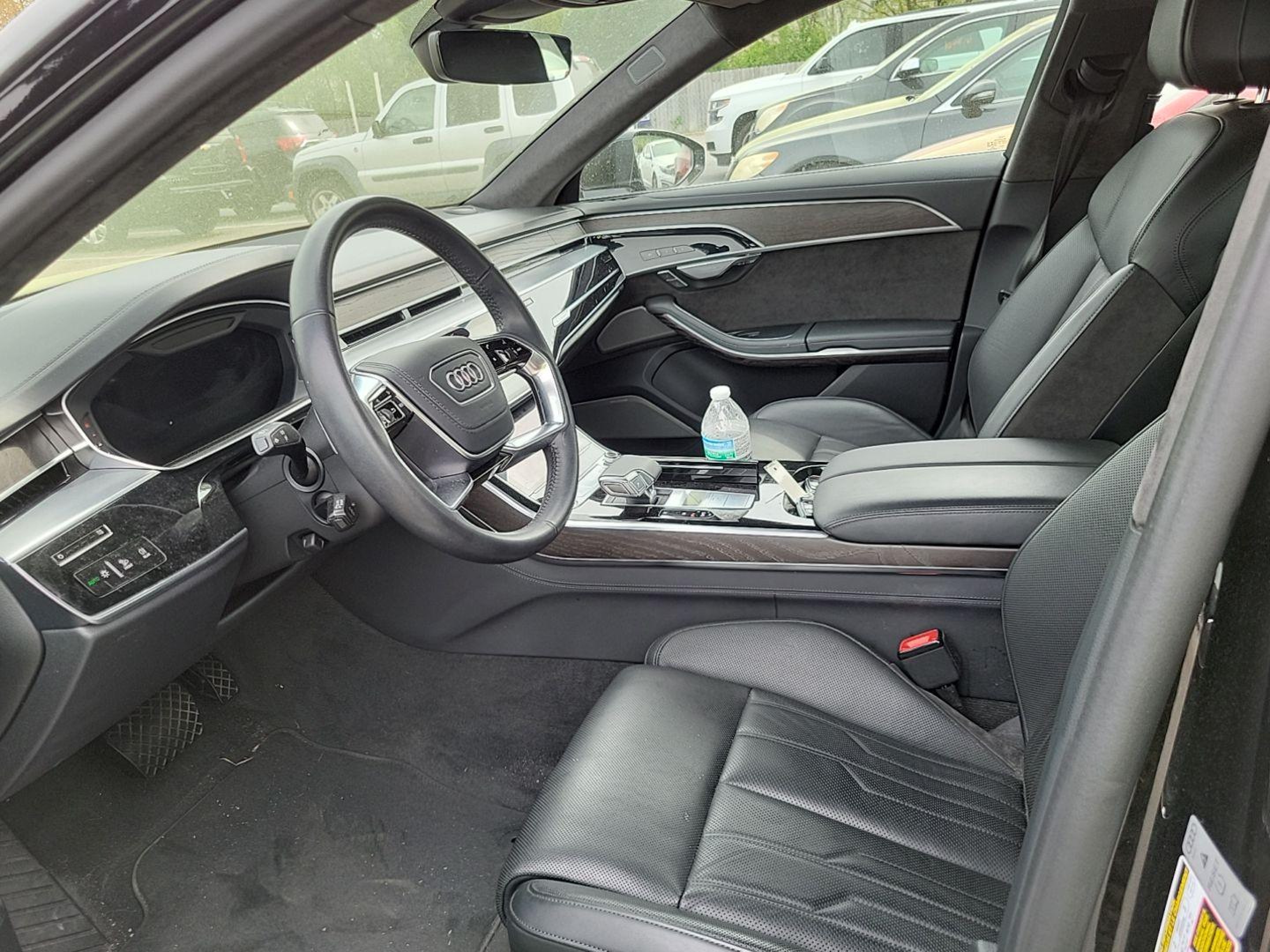 2021 Audi A8, VIN WAU8EAF89MN003427 — Normal wear
