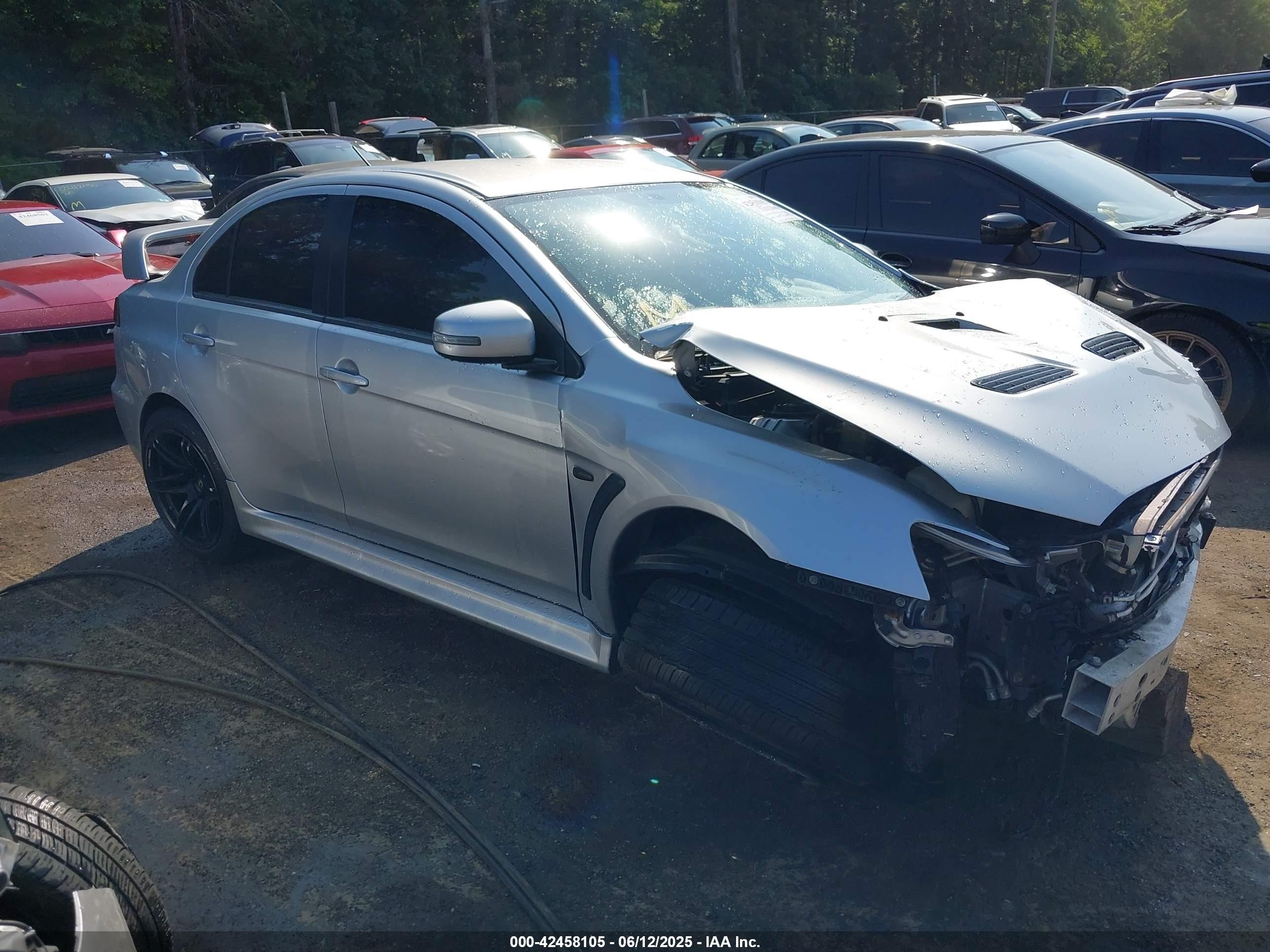 2015 Mitsubishi Lancer Evolution GSR, VIN JA32W8FV9FU006713 — Front end