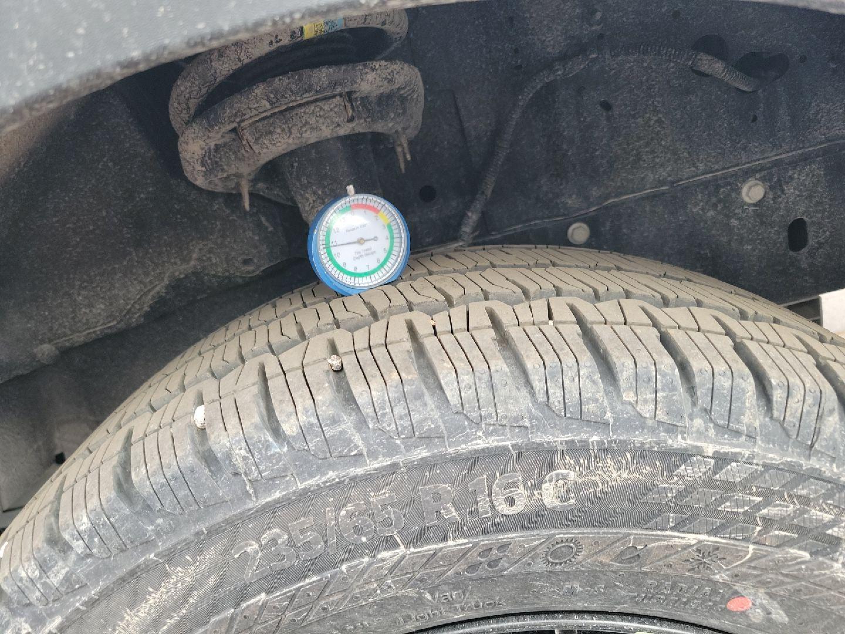 2025 Ford E-Transit, VIN 1FTBW1YM6SKA12942 — Normal wear