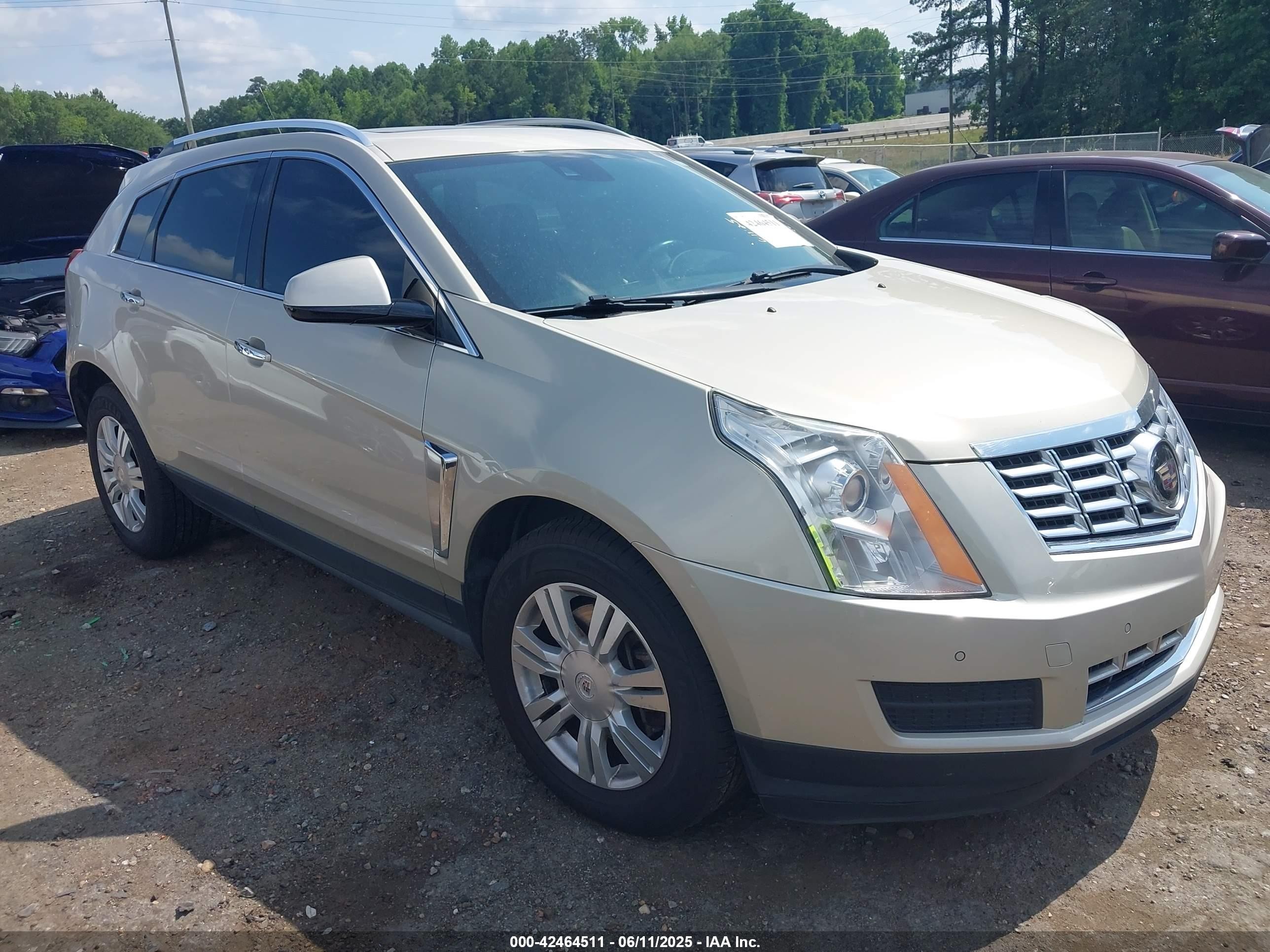 2016 Cadillac SRX Luxury Collection, VIN 3GYFNEE33GS553699 — Fresh water flood