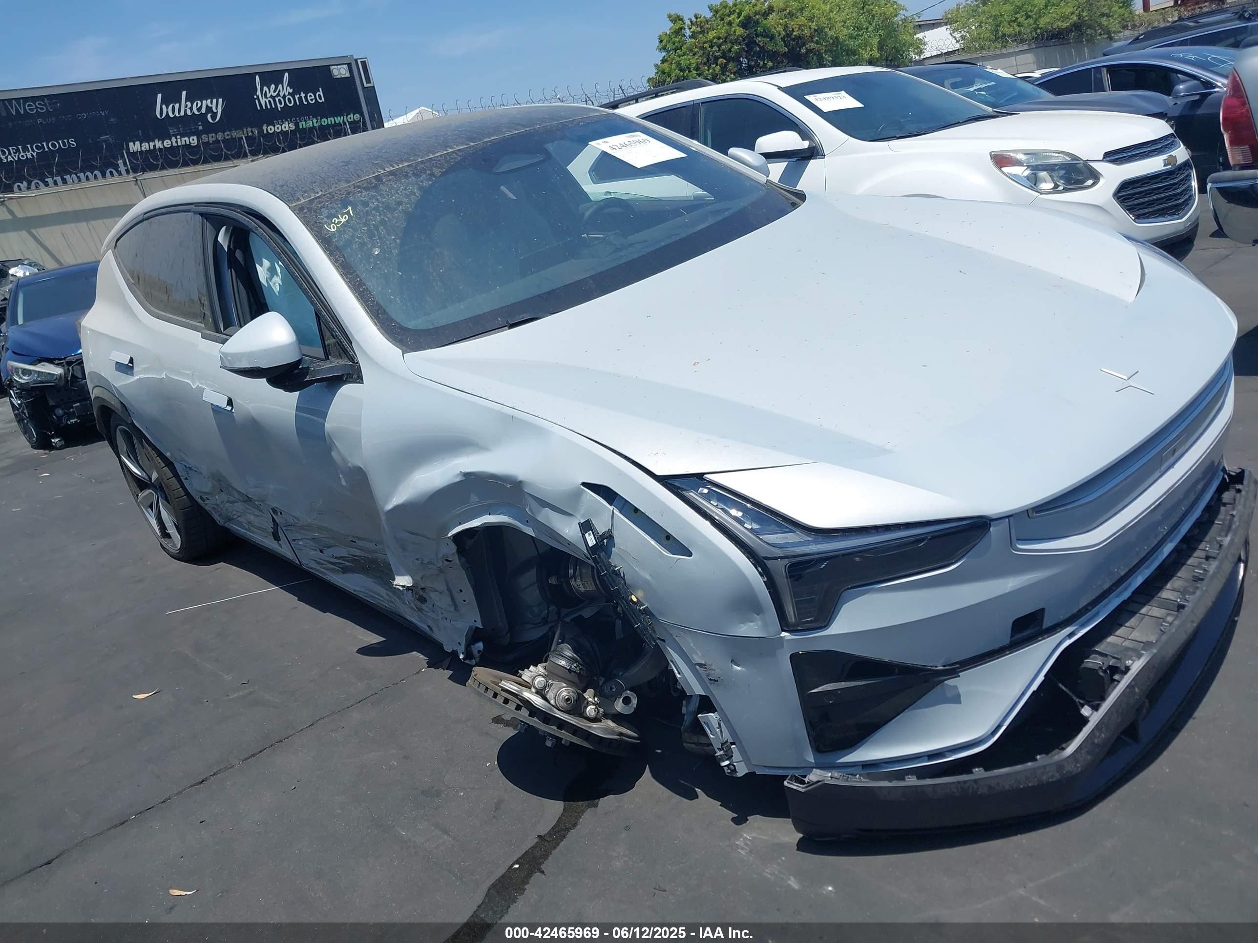2025 Polestar 3, VIN 7SYEA3YB9SG026982 — Side