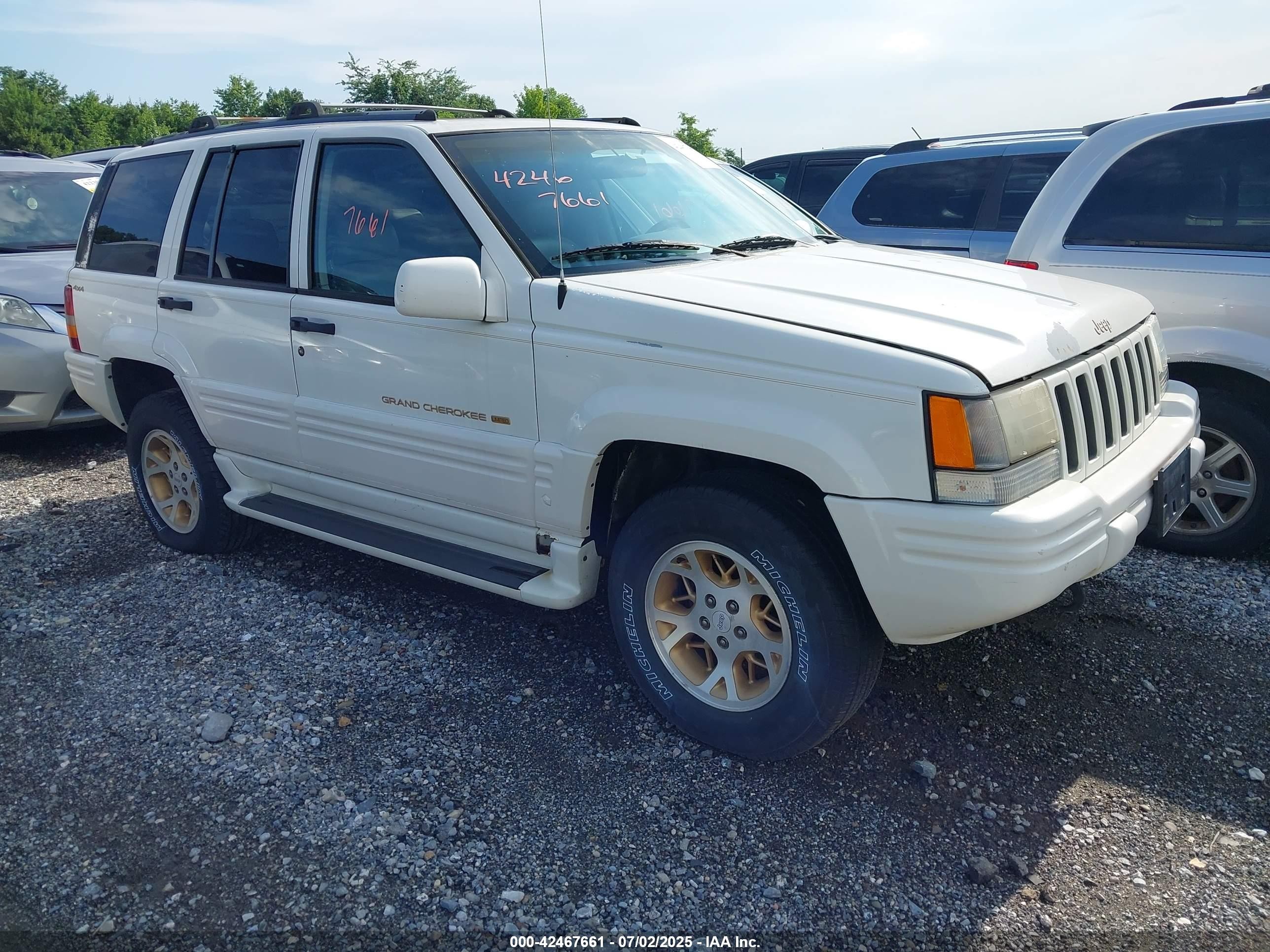 1996 Jeep Grand Cherokee Limited, VIN 1J4GZ78Y1TC381474 — Normal wear