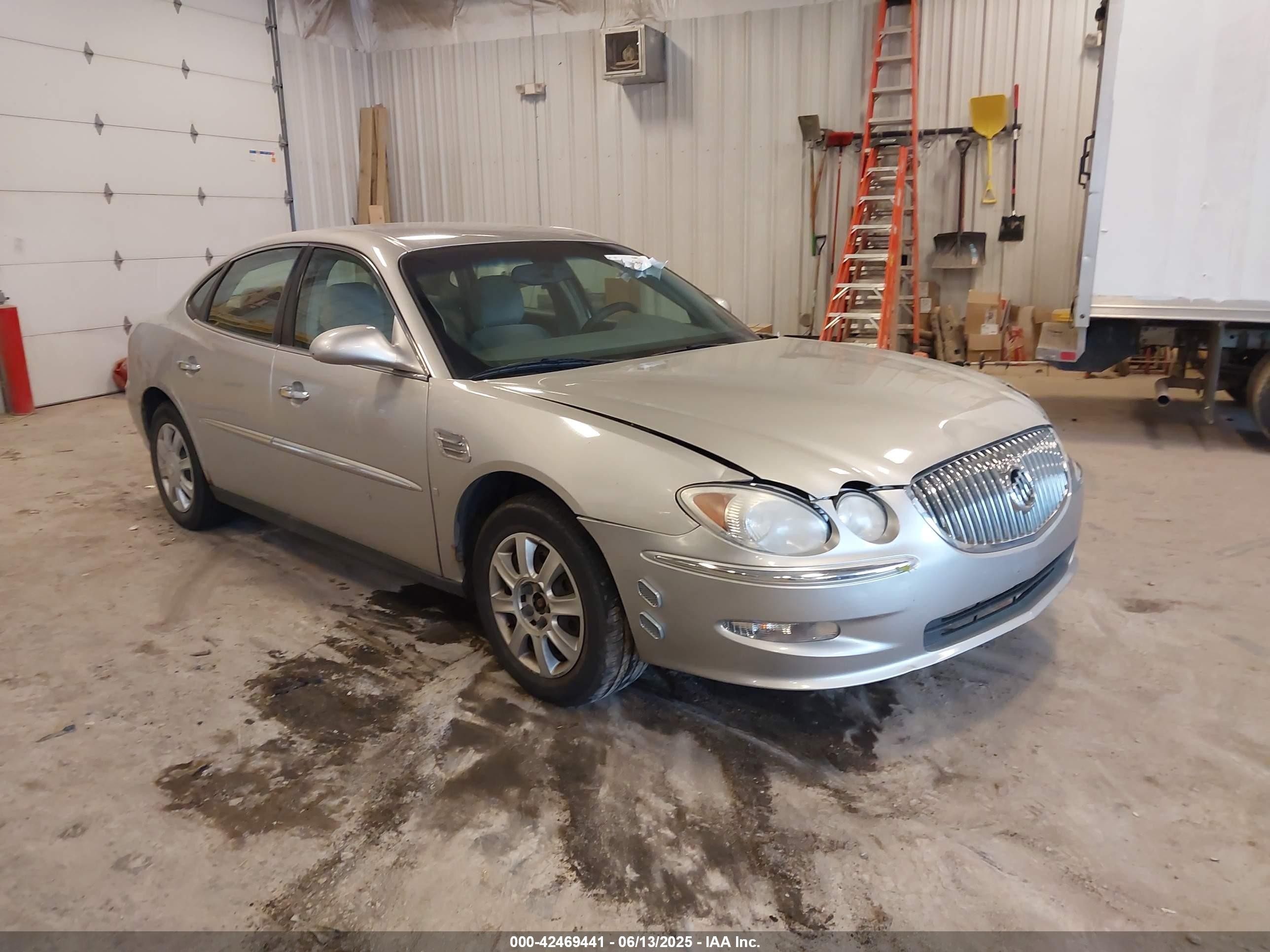 2008 Buick Allure CX, VIN 2G4WF582781270186 — Механическое